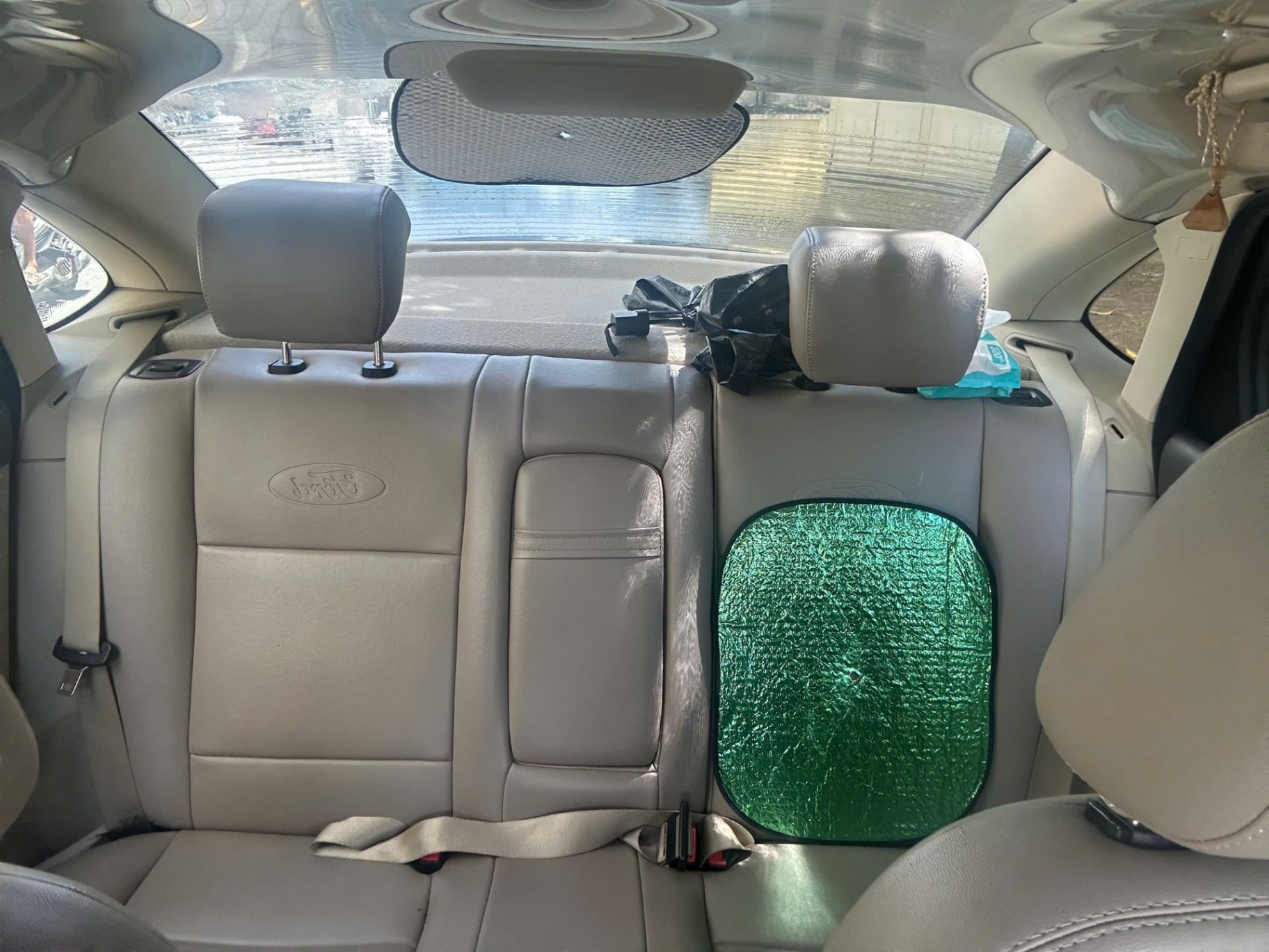 Ford Focus 1.8 MT 2009 - Nội thất 3