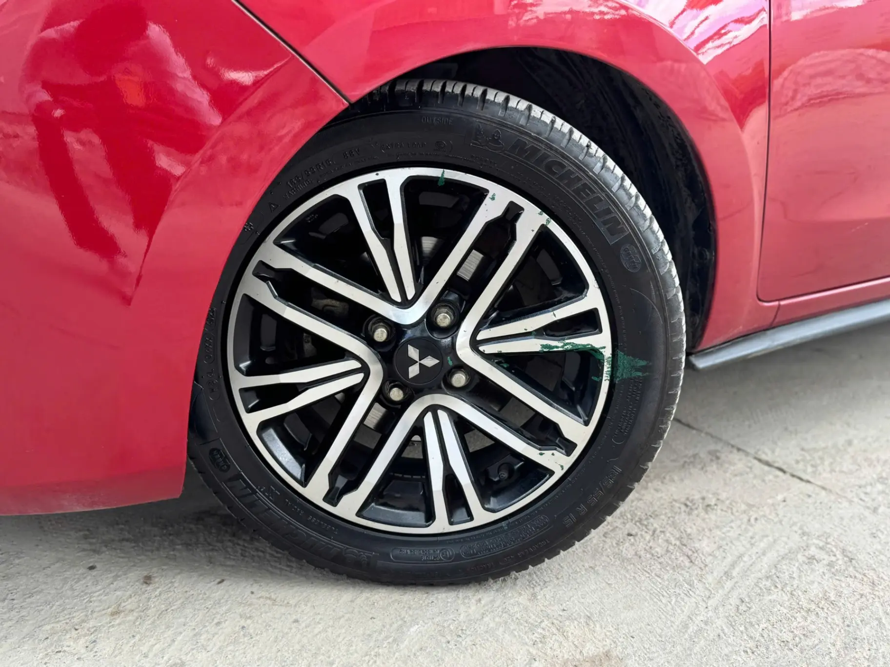 Mitsubishi Attrage 1.2 CVT 2021 - Ngoại thất 7