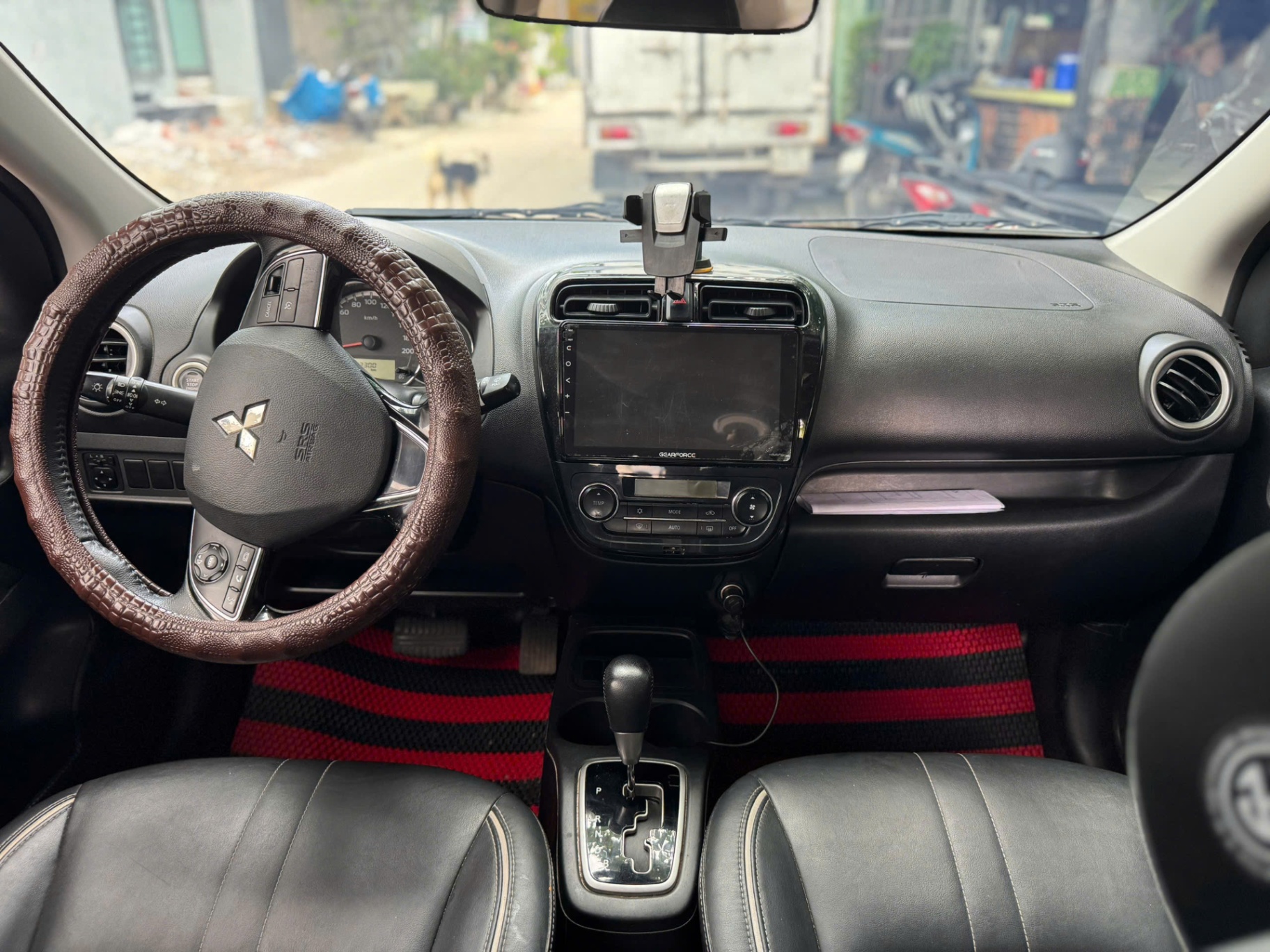 Mitsubishi Attrage 1.2 CVT 2021 - Nội thất 7