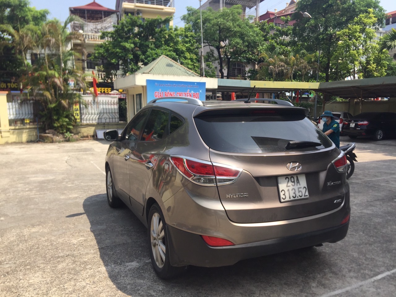 Hyundai Tucson 2.0 AT 4WD 2011 - Ngoại thất 2