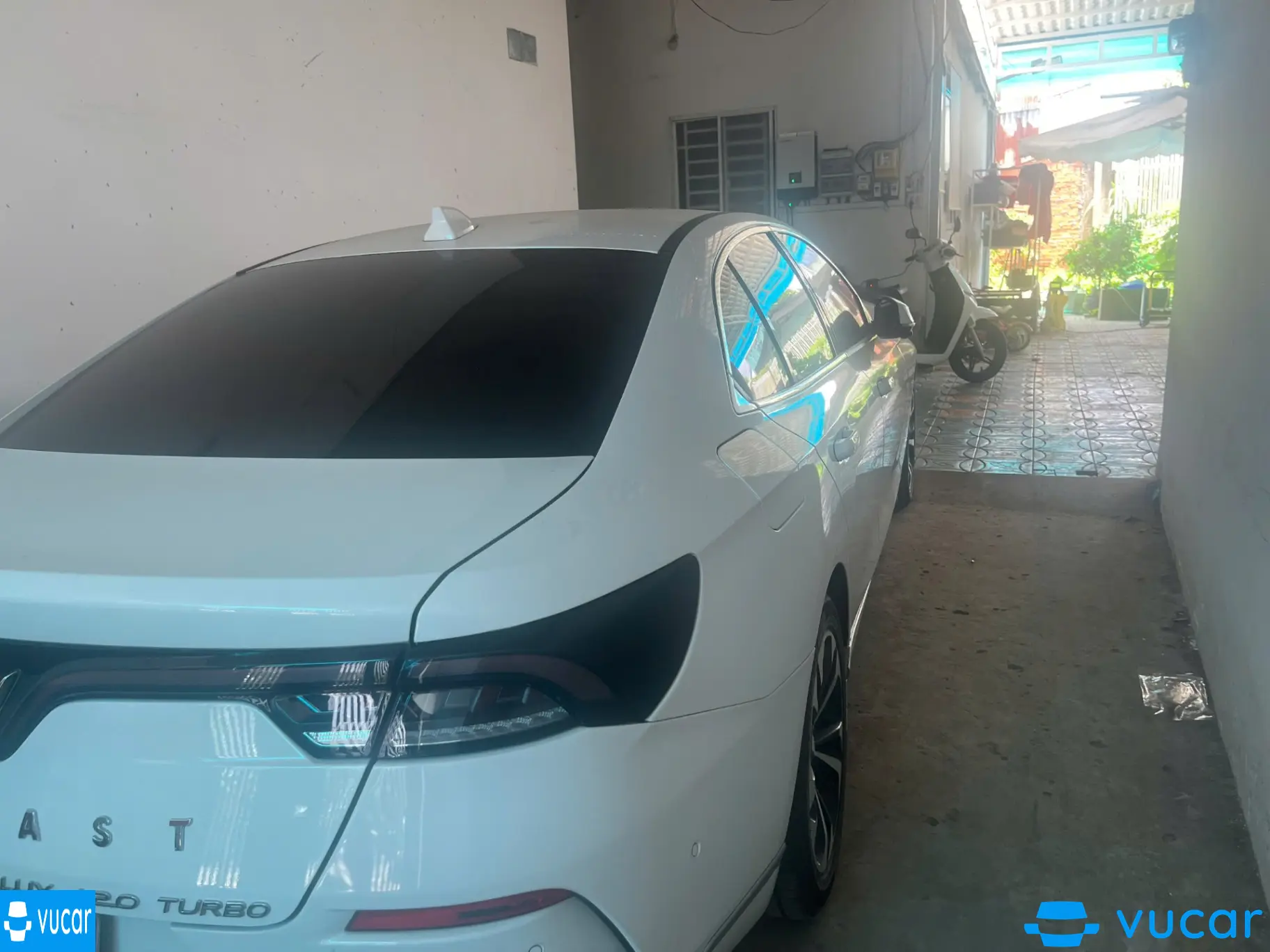 Vinfast Lux a 2.0 Lux A plus 2022 - Ngoại thất 5