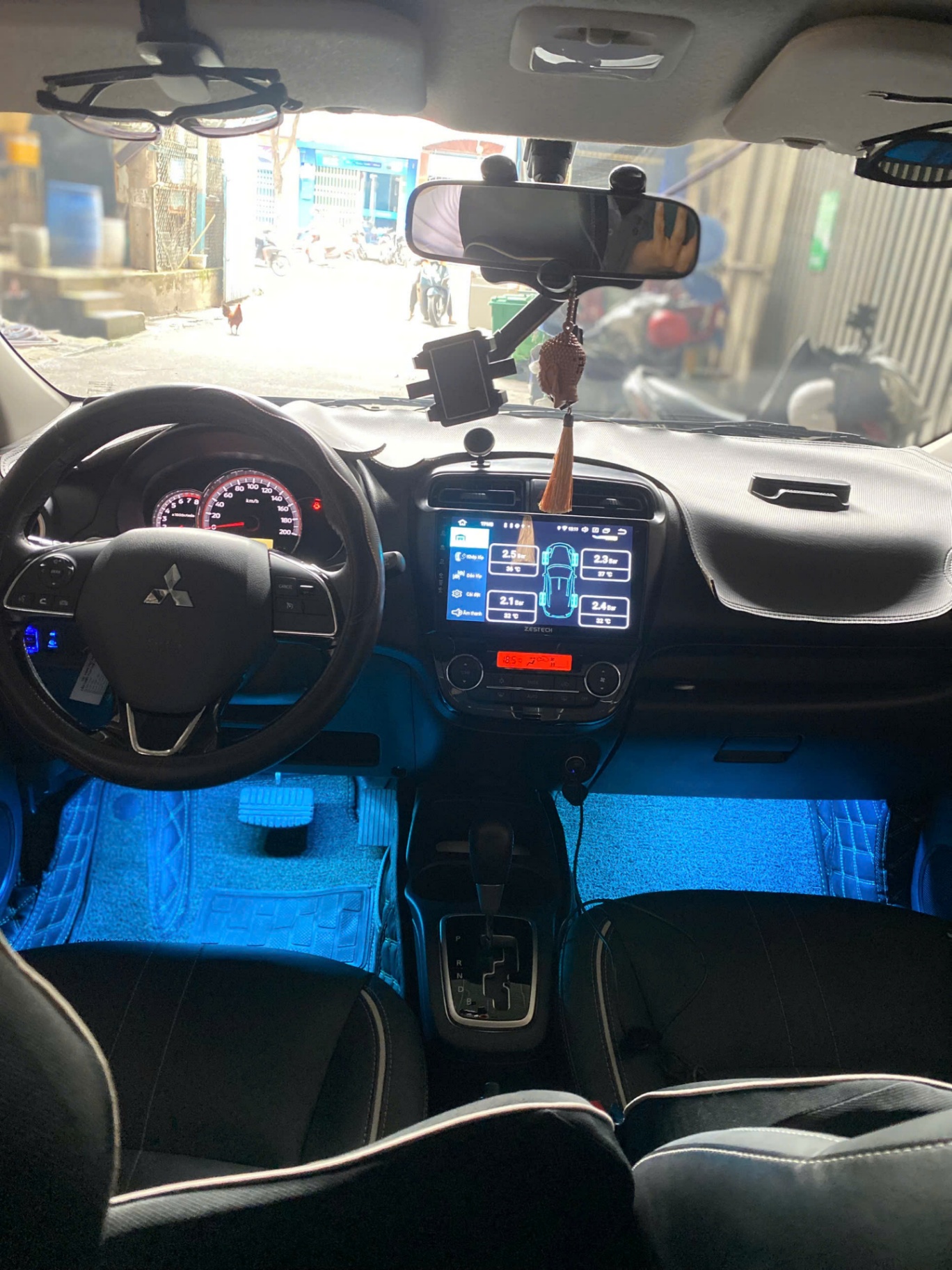 Mitsubishi Attrage 1.2 CVT 2020 - Nội thất 5