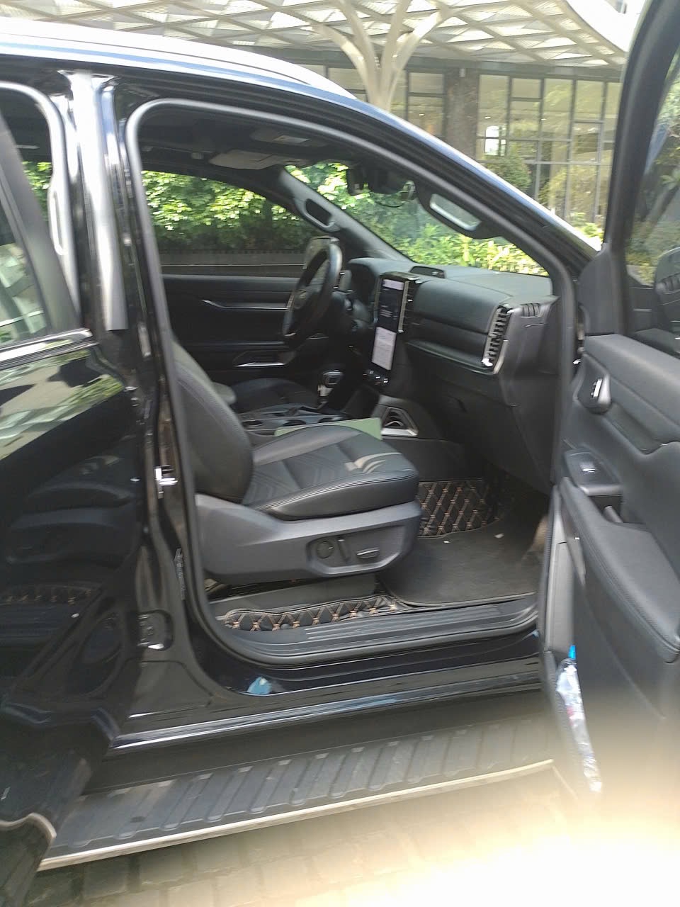 Ford Everest Titanium 2.0L 4x2 AT 2023 - Nội thất 12