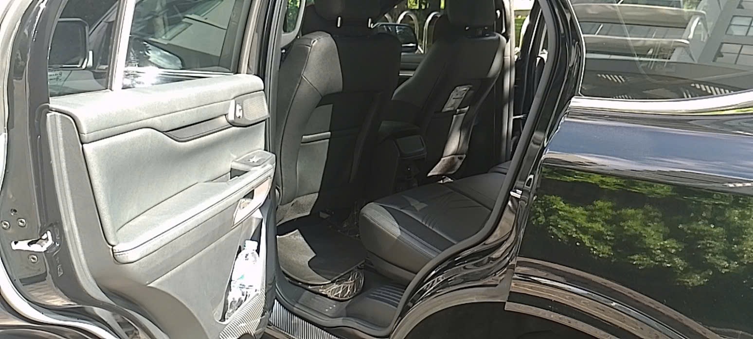Ford Everest Titanium 2.0L 4x2 AT 2023 - Nội thất 4