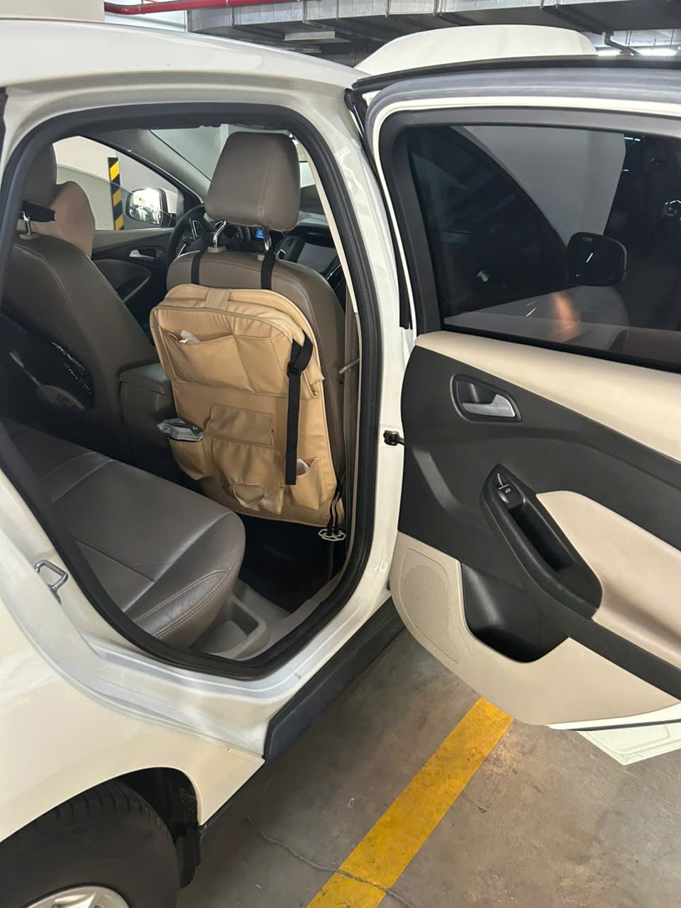 Ford Focus Trend 1.5L 2017 - Nội thất 1