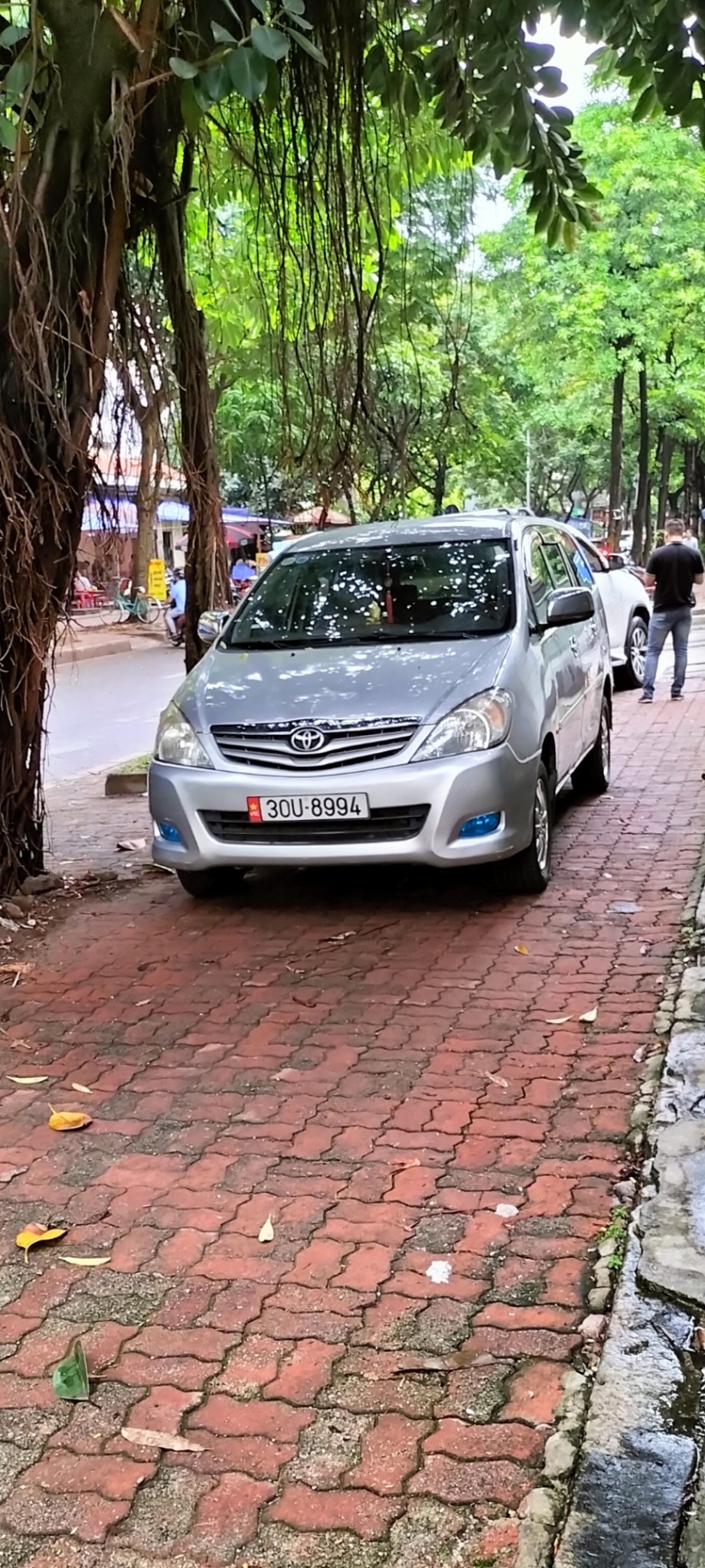 Toyota Innova G 2009