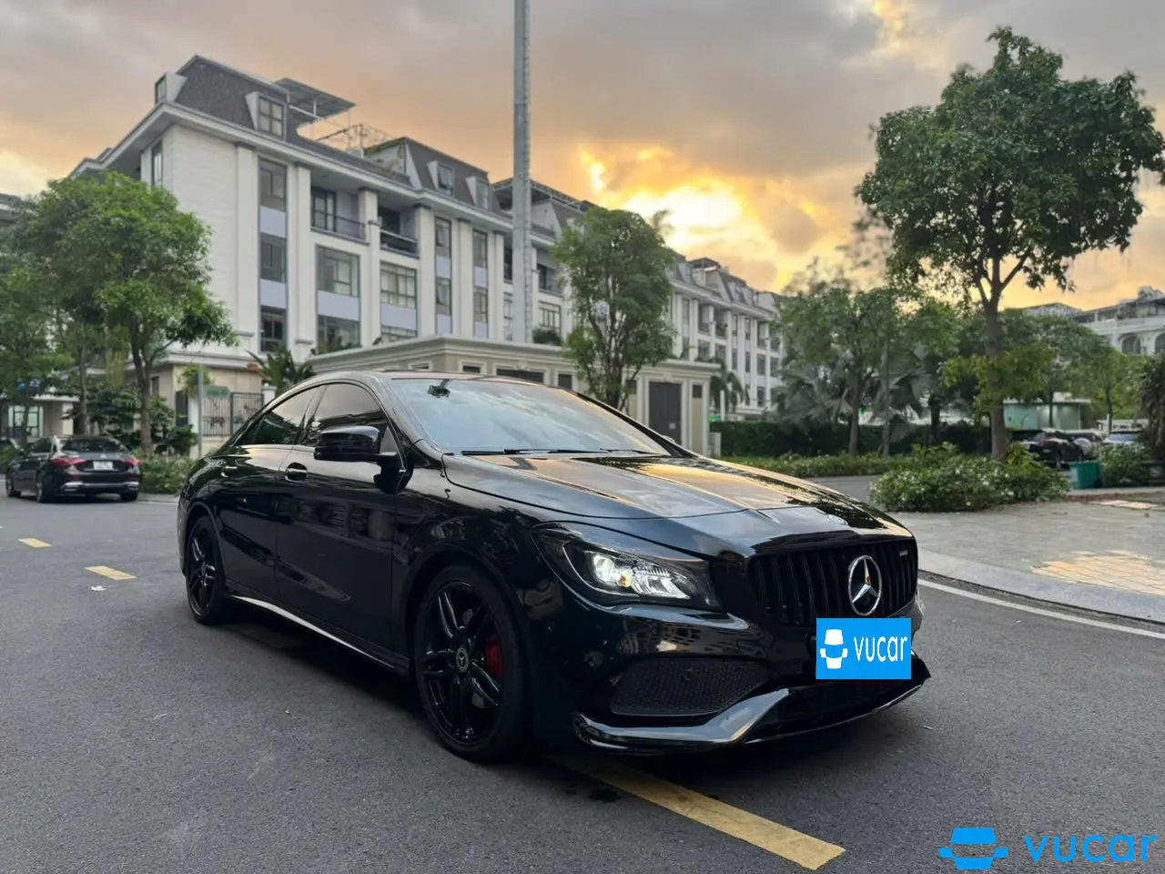 Mercedes Cla class CLA 250 4Matic 2017 - Ngoại thất 6