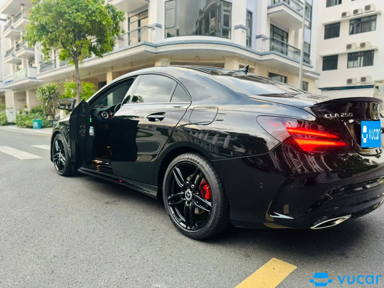 Mercedes Cla class CLA 250 4Matic 2017 - Ngoại thất 7