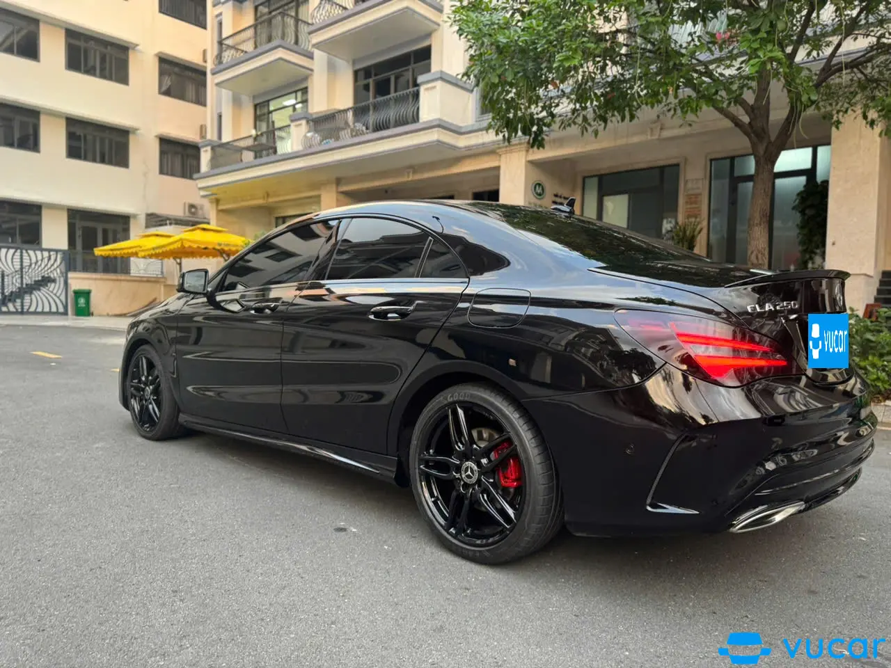 Mercedes Cla class CLA 250 4Matic 2017 - Ngoại thất 11