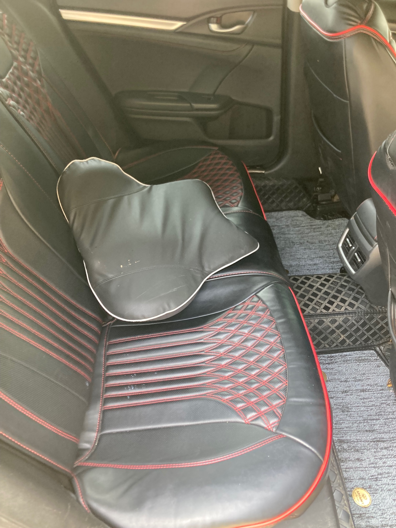 Honda Civic RS 1.5 AT 2019 - Nội thất 2