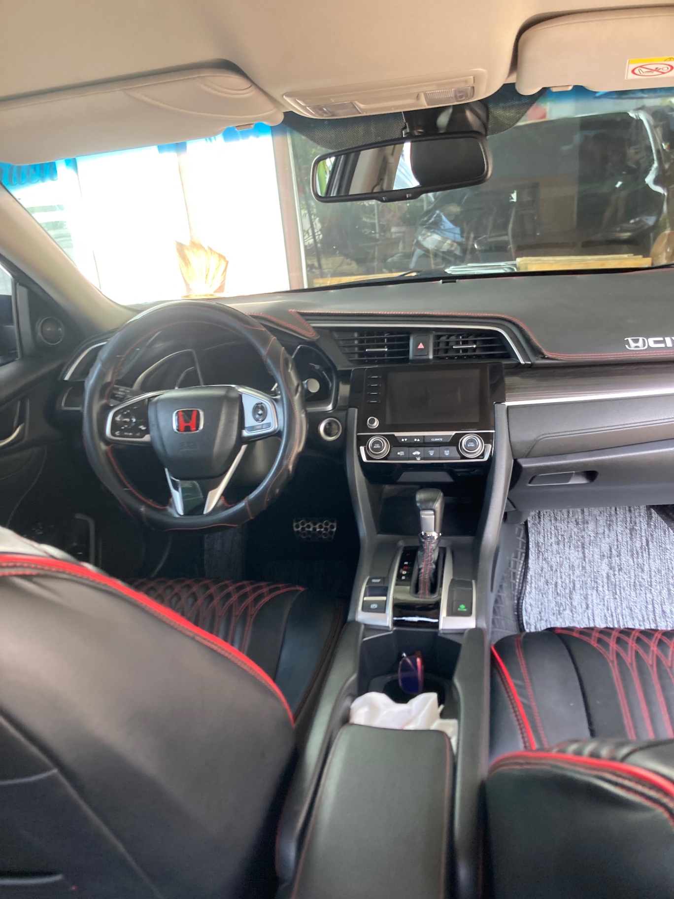 Honda Civic RS 1.5 AT 2019 - Nội thất 1