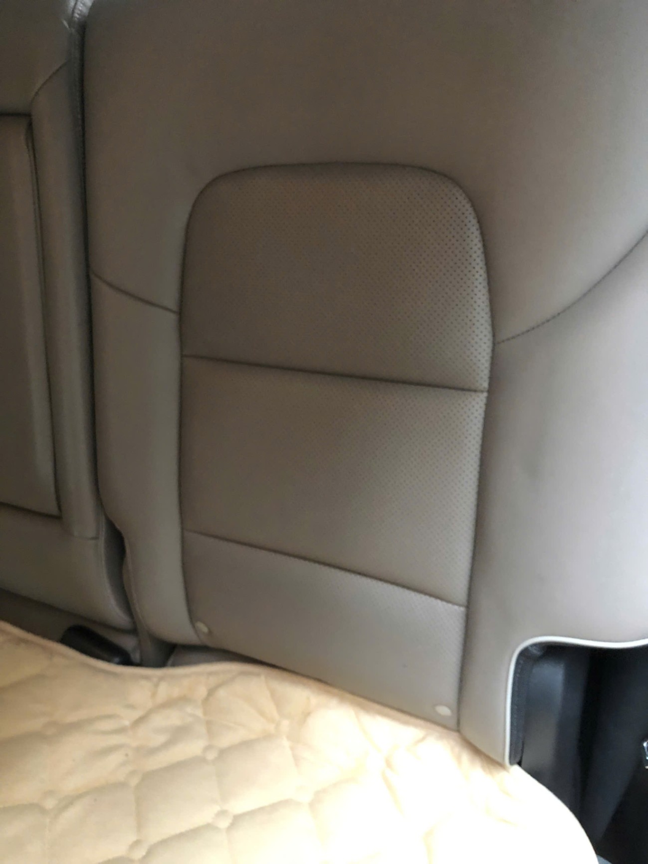 Hyundai Tucson 2.0 AT Tiêu chuẩn 2021 - Nội thất 3