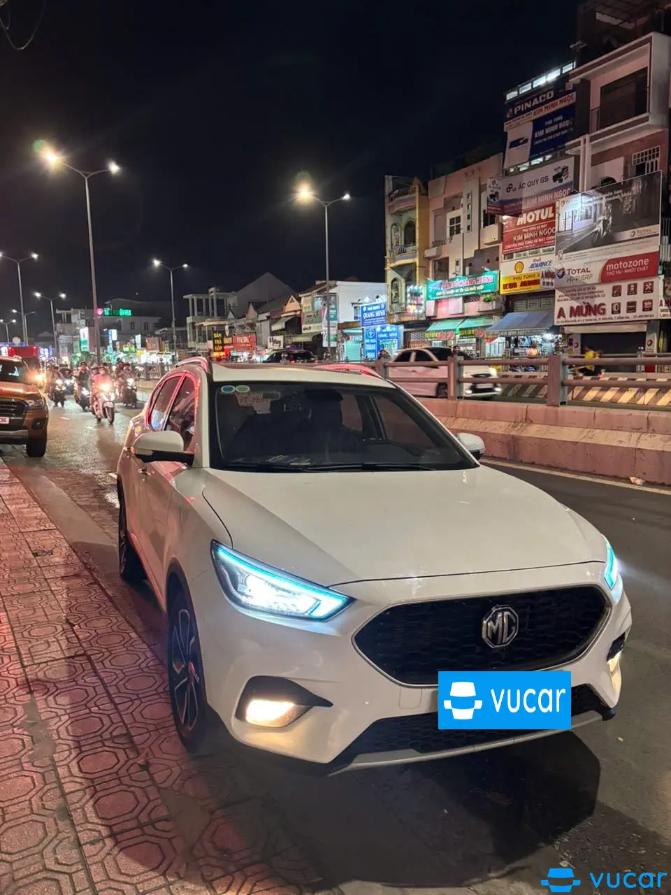 MG Zs Luxury 1.5 AT 2WD 2023