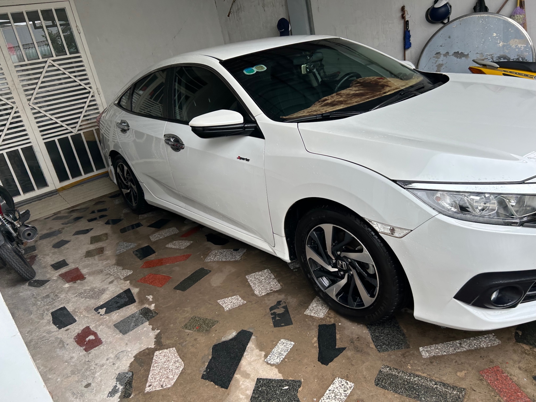 Honda Civic 1.8 E 2018