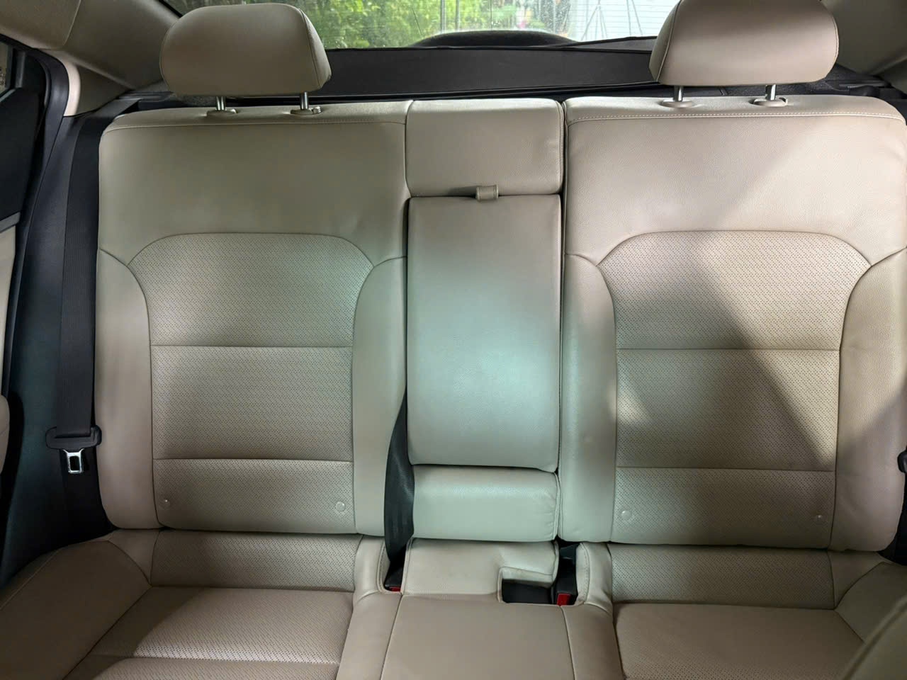 Hyundai Elantra 2.0 AT 2020 - Nội thất 6