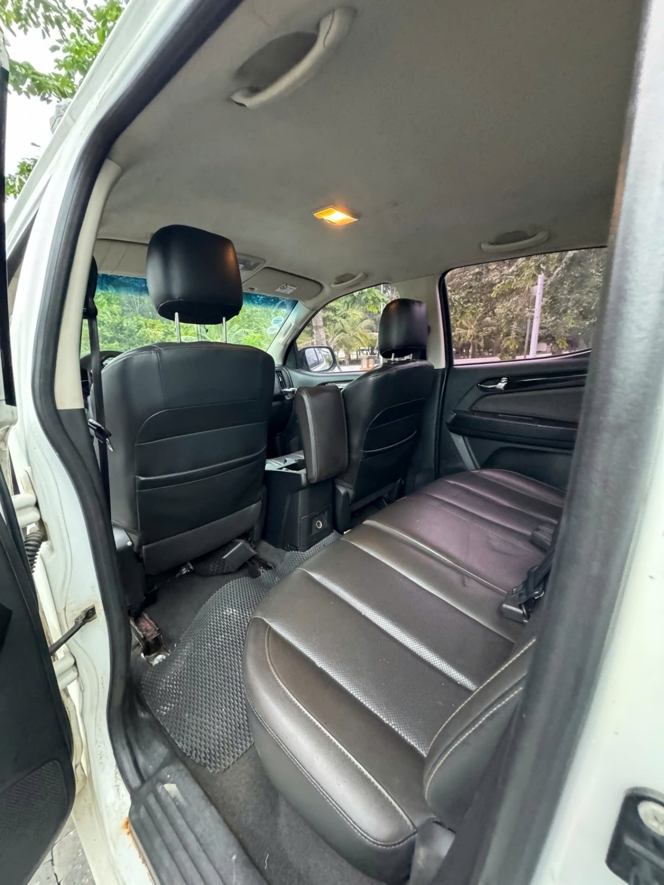 Chevrolet Colorado High Country 2.8L 4x4 AT 2017 - Nội thất 3