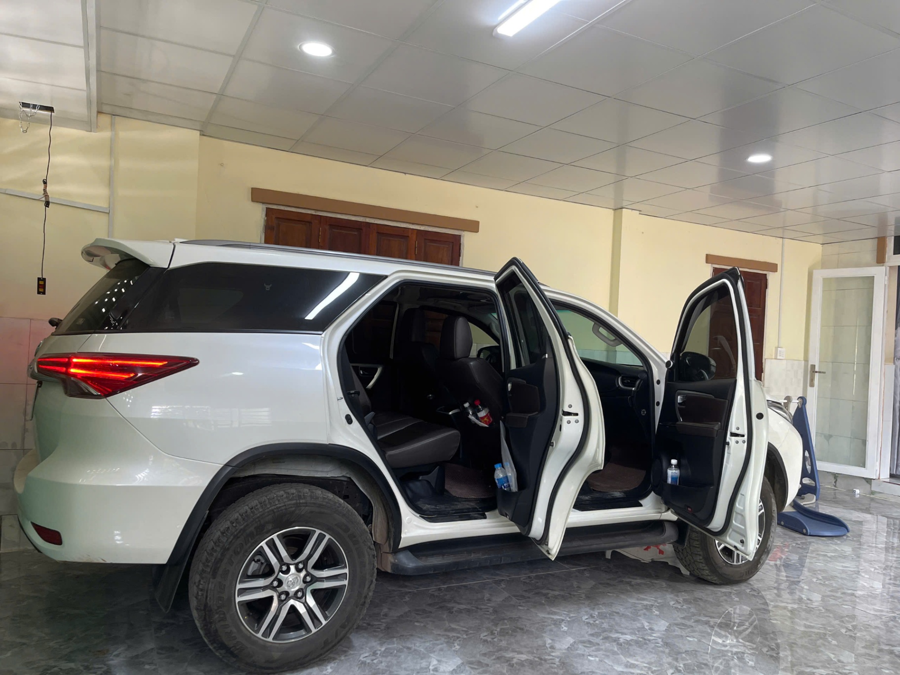 Toyota Fortuner 2.4G 4x2 AT 2020 - Ngoại thất 12