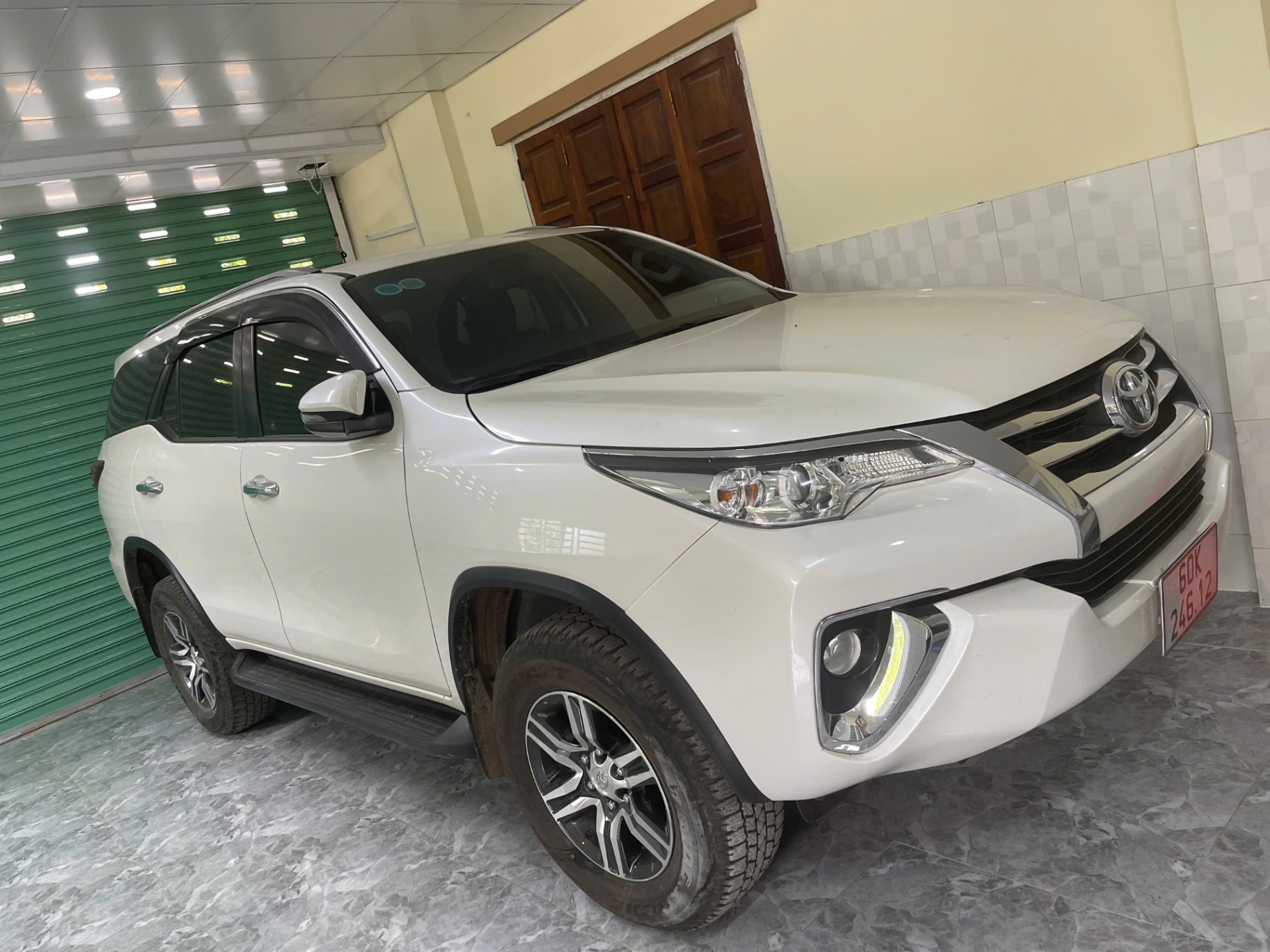 Toyota Fortuner 2.4G 4x2 AT 2020 - Ngoại thất 13