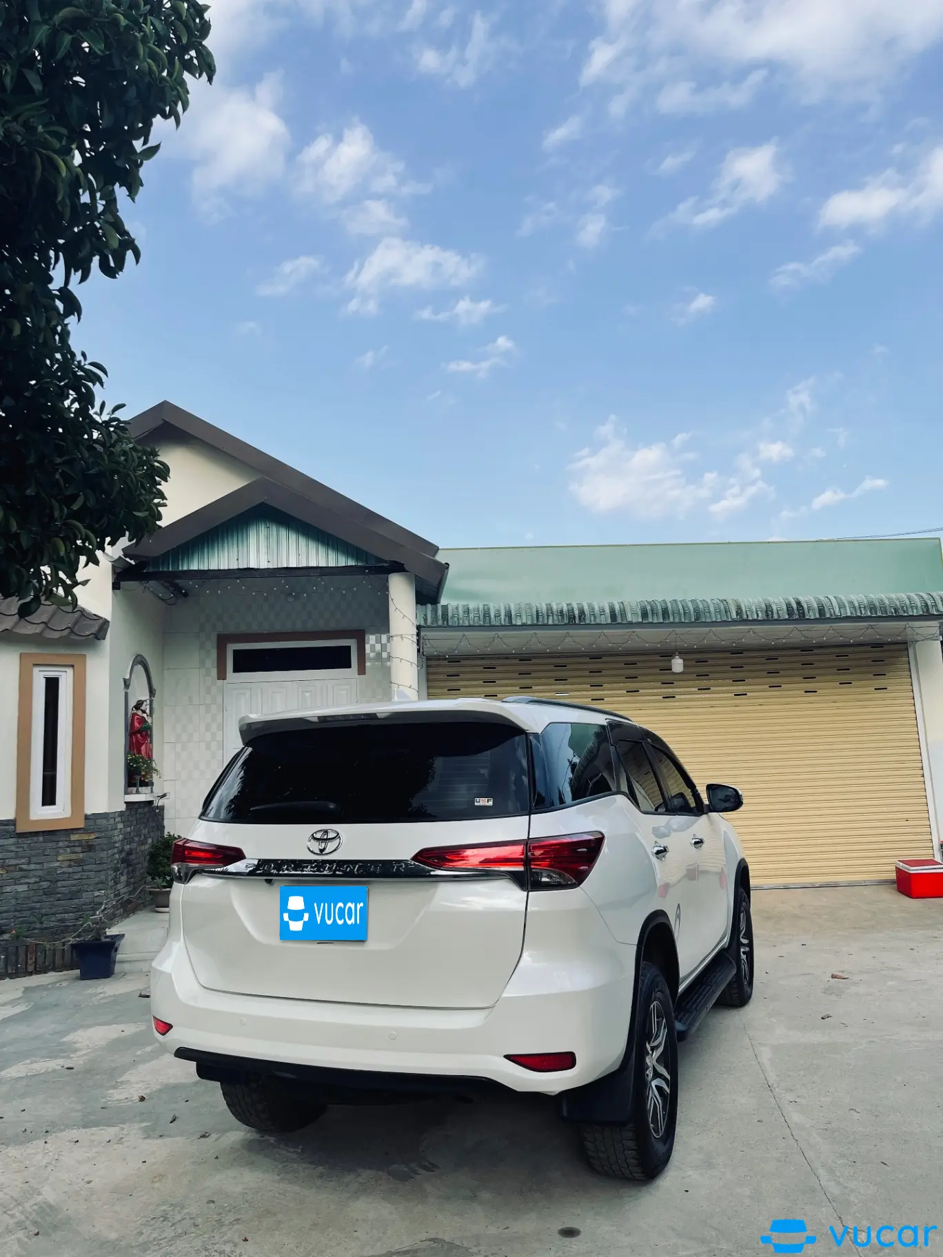 Toyota Fortuner 2.4G 4x2 AT 2020 - Ngoại thất 2