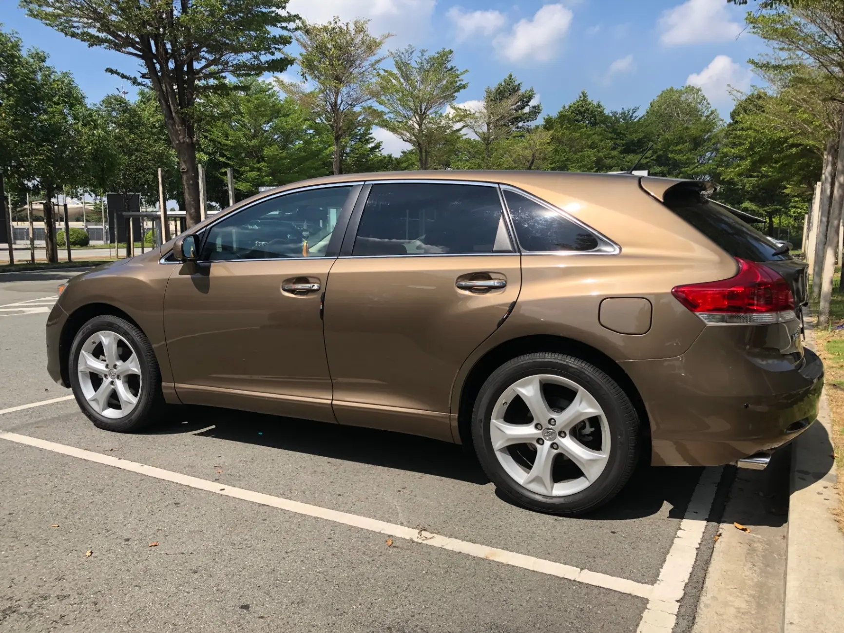 Toyota Venza 3.5 AWD 2009 - Ngoại thất 3