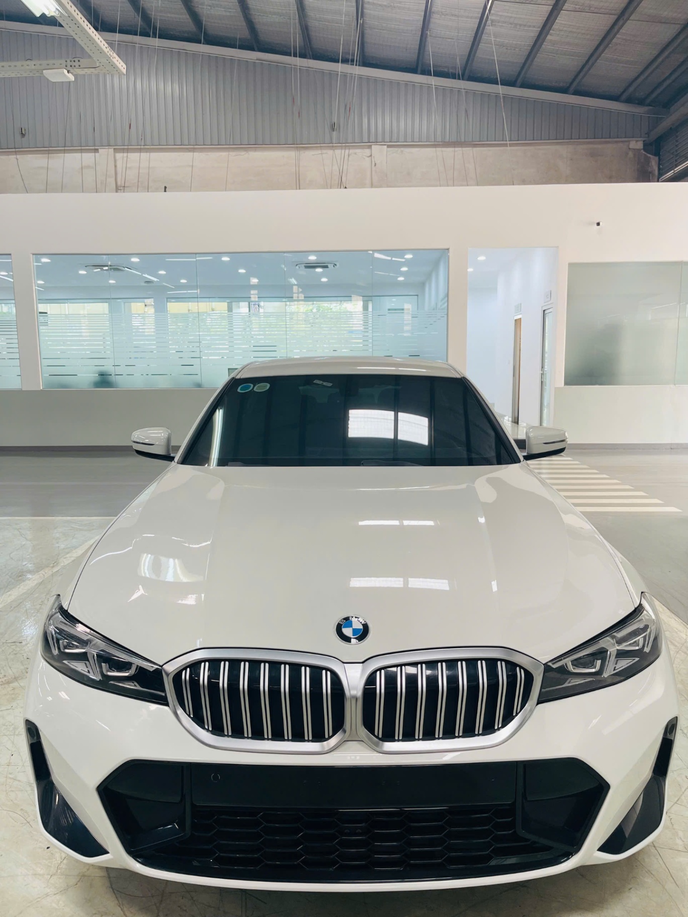 BMW 3 series 320i M Sport LCI 2024