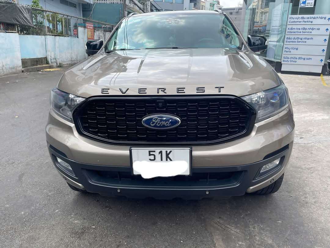 Ford Everest Ambiente 2.0 4x2 AT 2019 - Ngoại thất 1