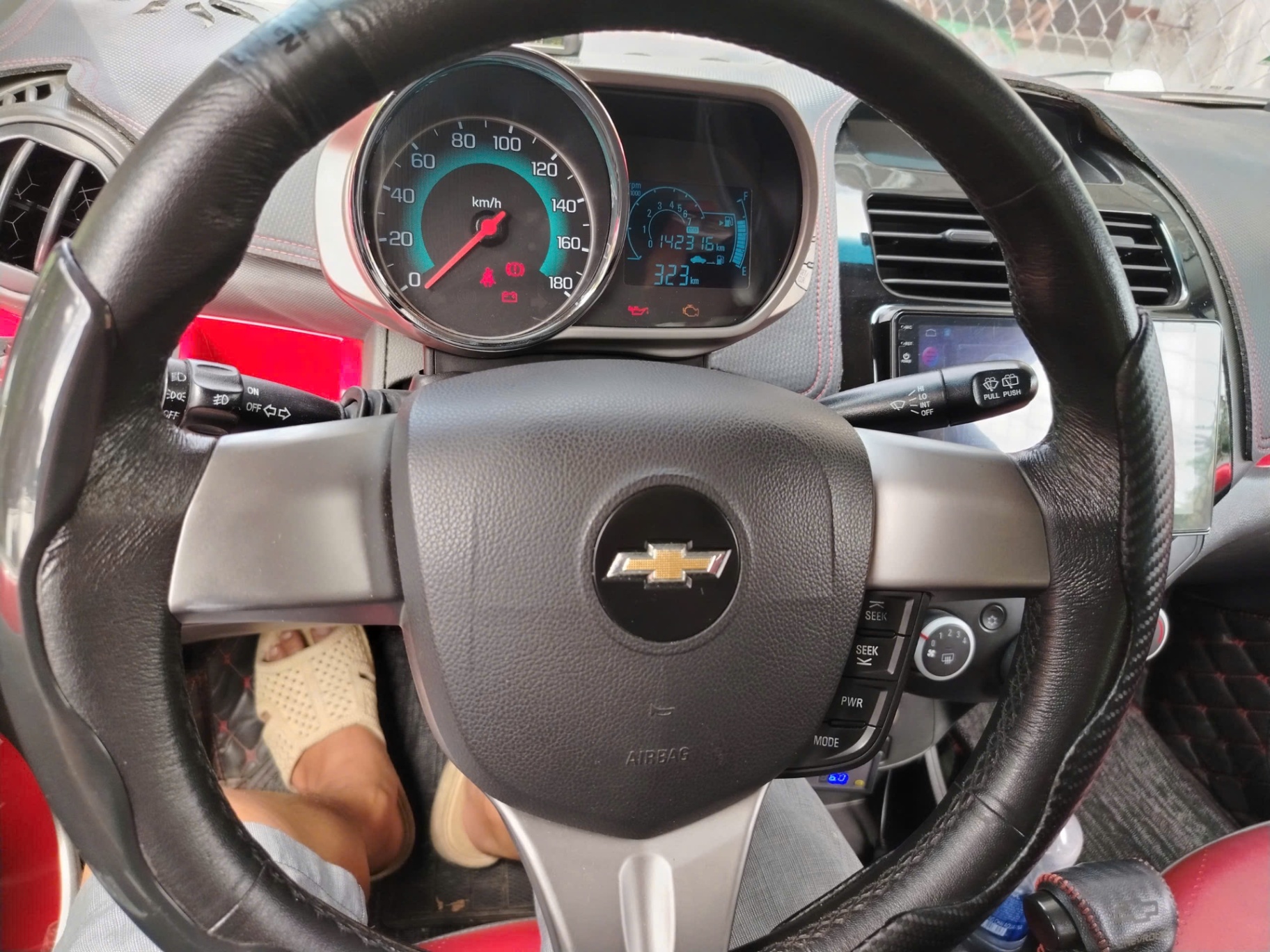 Chevrolet Spark LTZ 1.0 AT 2014 - Nội thất 2