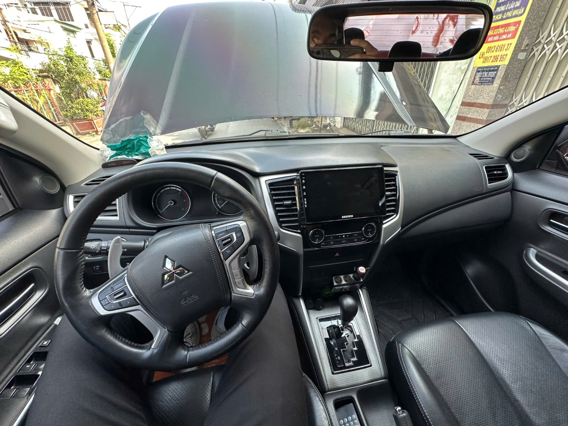 Mitsubishi Triton 4x2 AT Mivec Premium 2020 - Nội thất 8