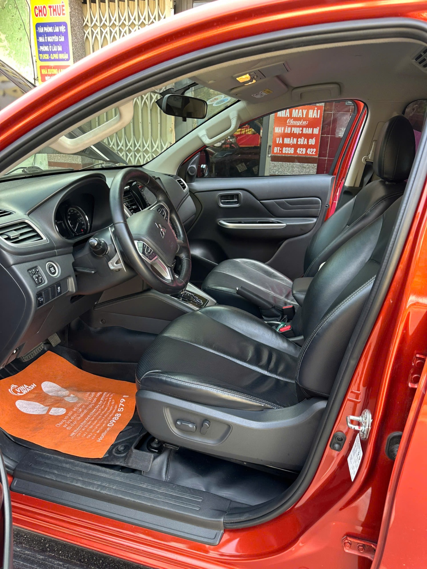 Mitsubishi Triton 4x2 AT Mivec Premium 2020 - Nội thất 10