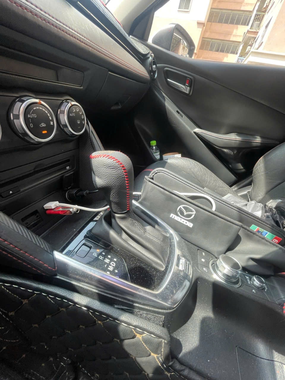 Mazda 2 1.5 AT 2016 - Nội thất 6