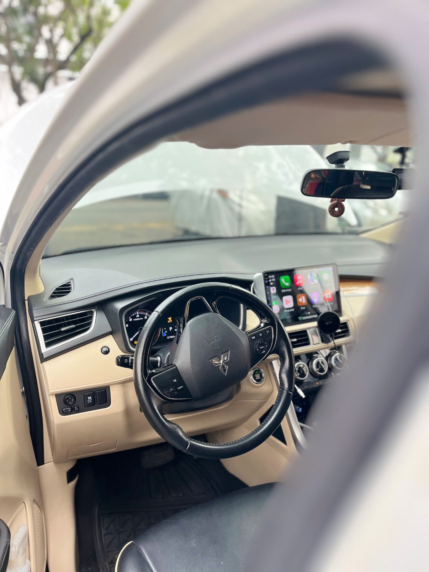 Mitsubishi Xpander 1.5 AT 2019 - Nội thất 1