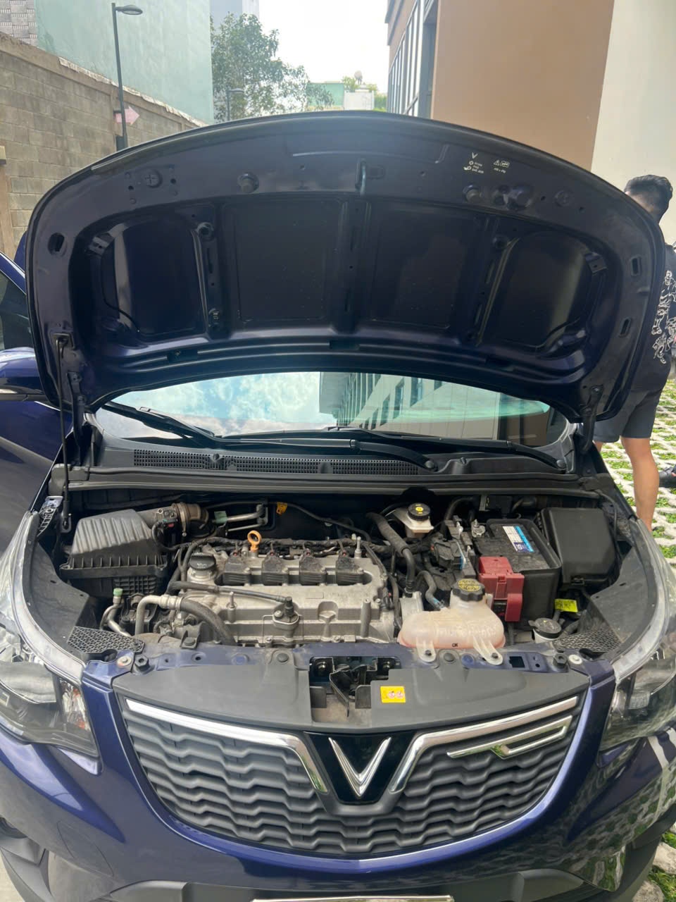 Vinfast Fadil 1.4 AT Plus 2021 - Khoang động cơ 1