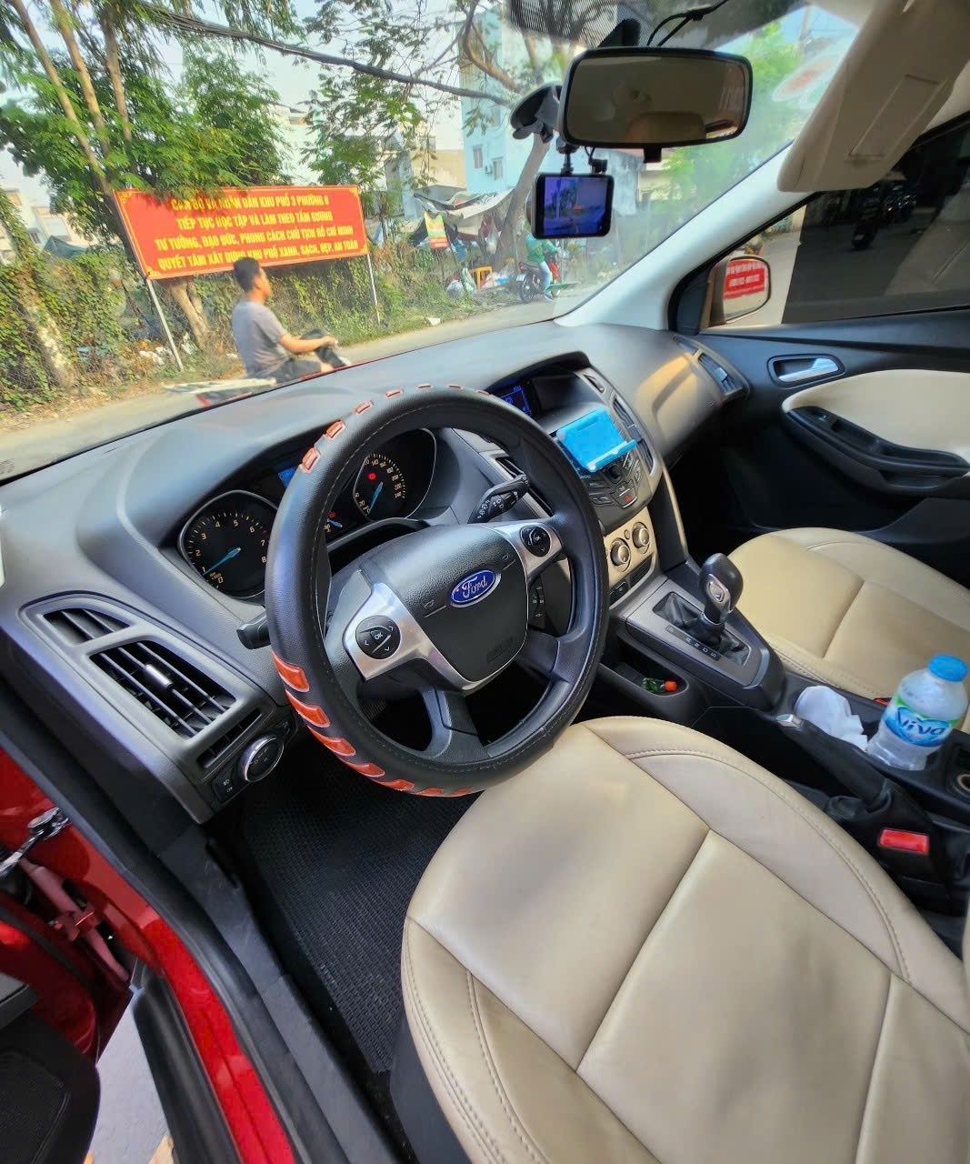 Ford Focus Trend 1.6 AT 2014 - Nội thất 1