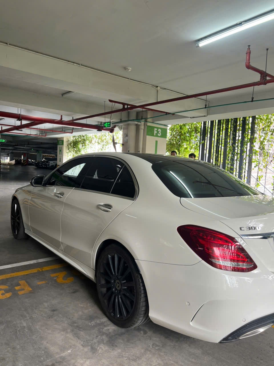 Mercedes C class C300 AMG 2017 - Ngoại thất 7