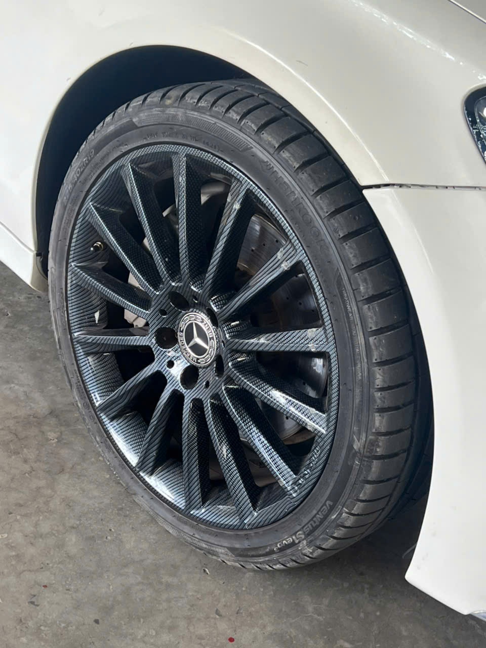 Mercedes C class C300 AMG 2017 - Ngoại thất 9