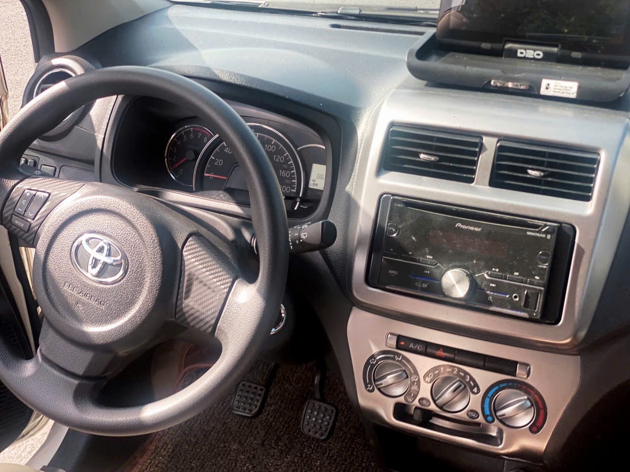 Toyota Wigo 1.2G MT 2019 - Nội thất 2