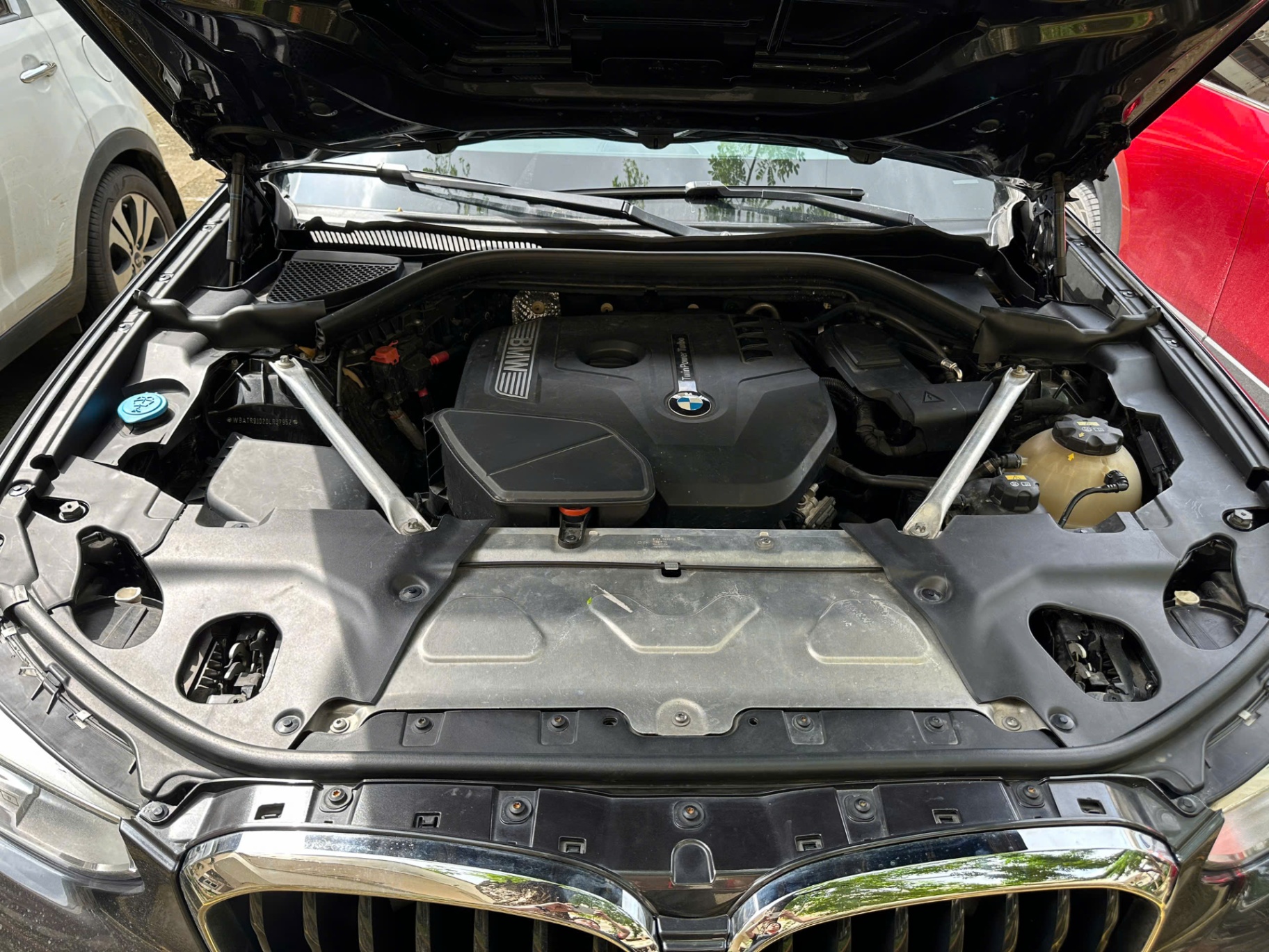 BMW X3 xDrive30i M Sport 2019 - Khoang động cơ 3