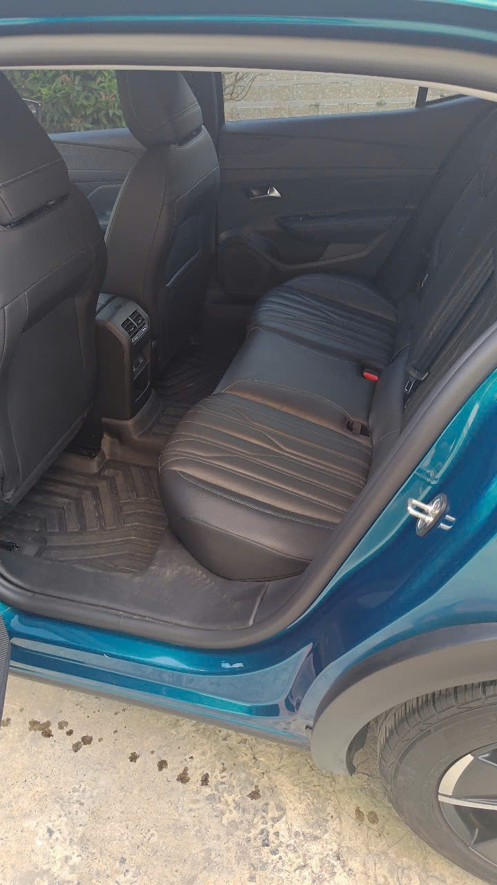 Peugeot 408 Premium 1.6 AT 2024 - Nội thất 4