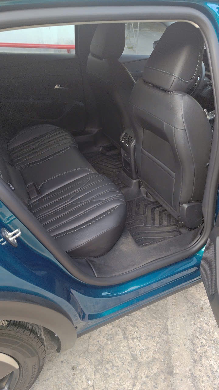 Peugeot 408 Premium 1.6 AT 2024 - Nội thất 5