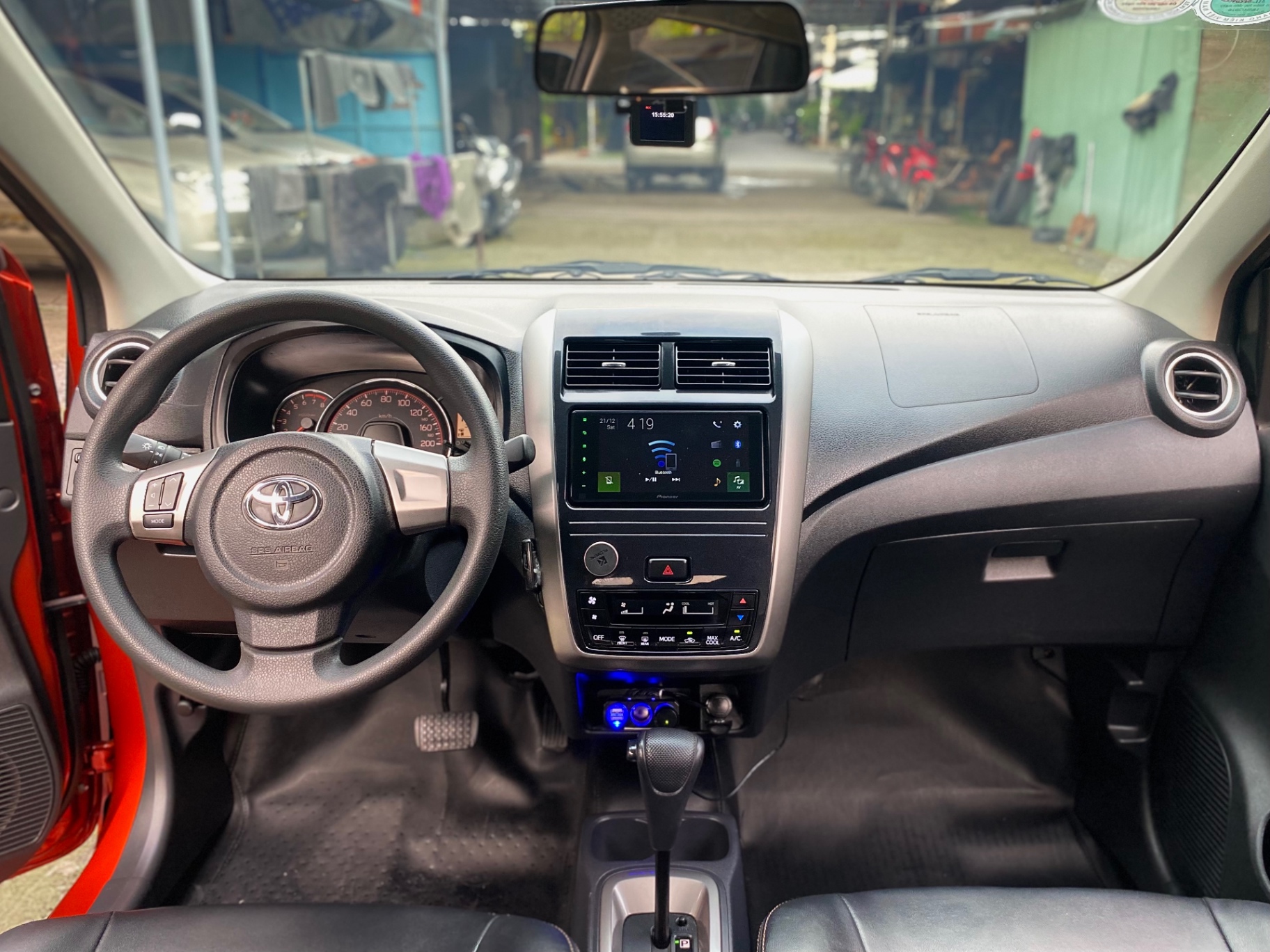 Toyota Wigo 1.2 AT 2021 - Nội thất 2