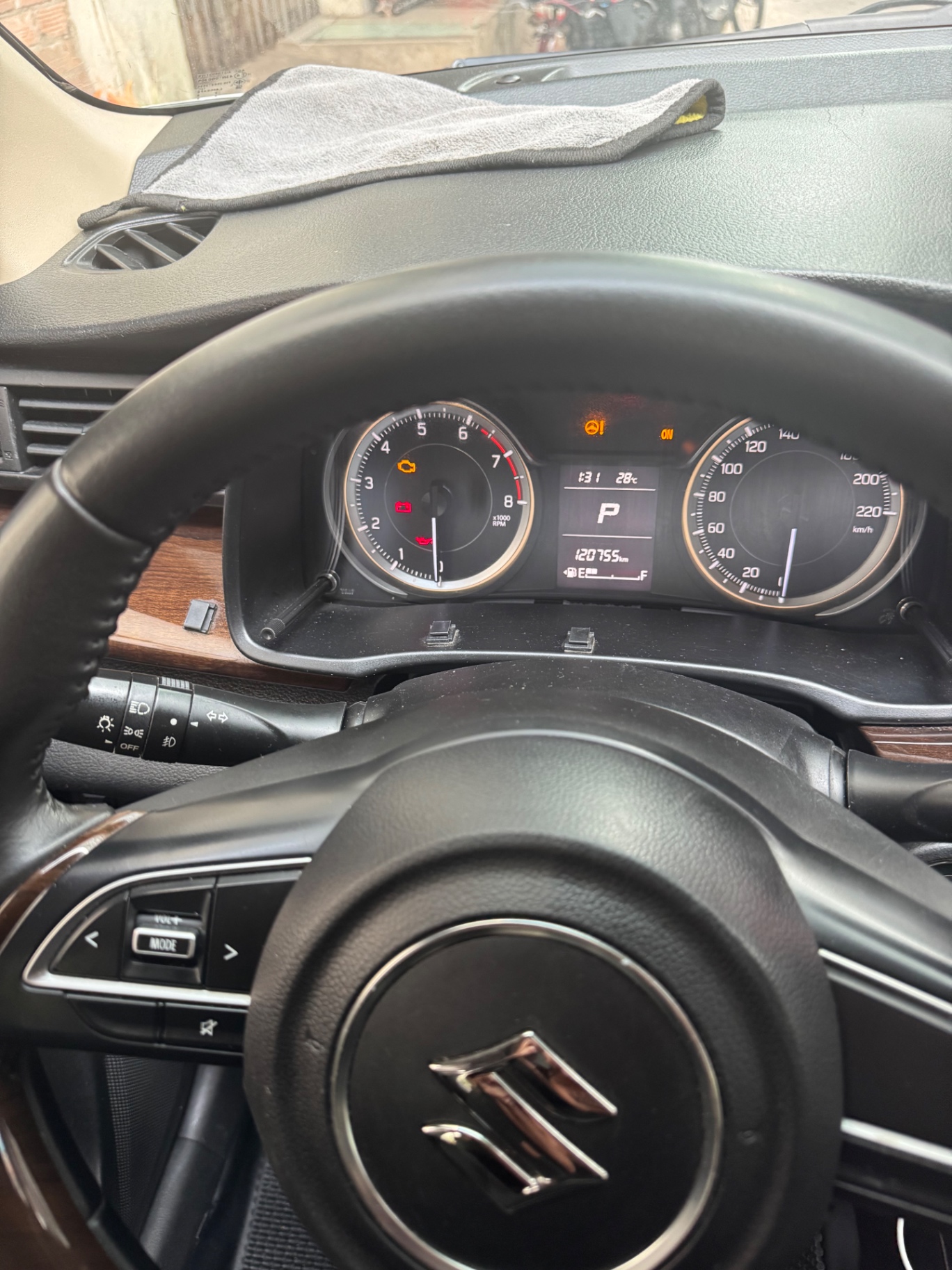 Suzuki Ertiga Sport 1.5 AT 2020 - Nội thất 3