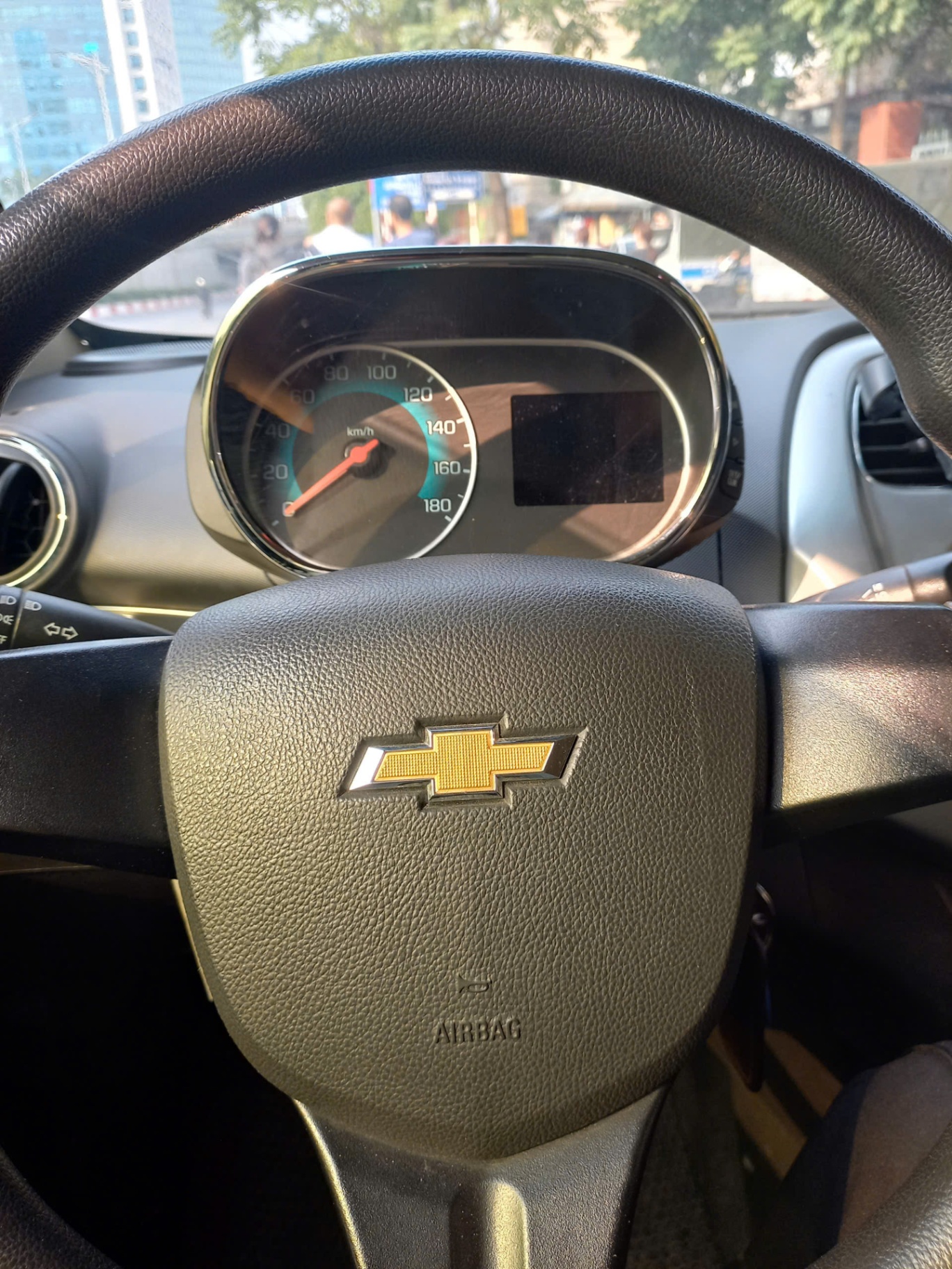 Chevrolet Spark Duo Van 1.2 MT 2018 - Nội thất 2