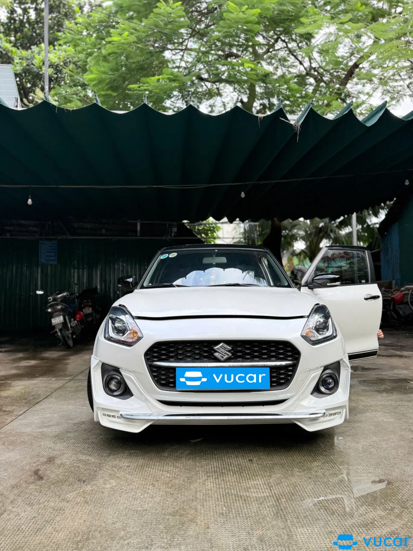 Suzuki Swift GLX 1.2 AT 2022 - Ngoại thất 4