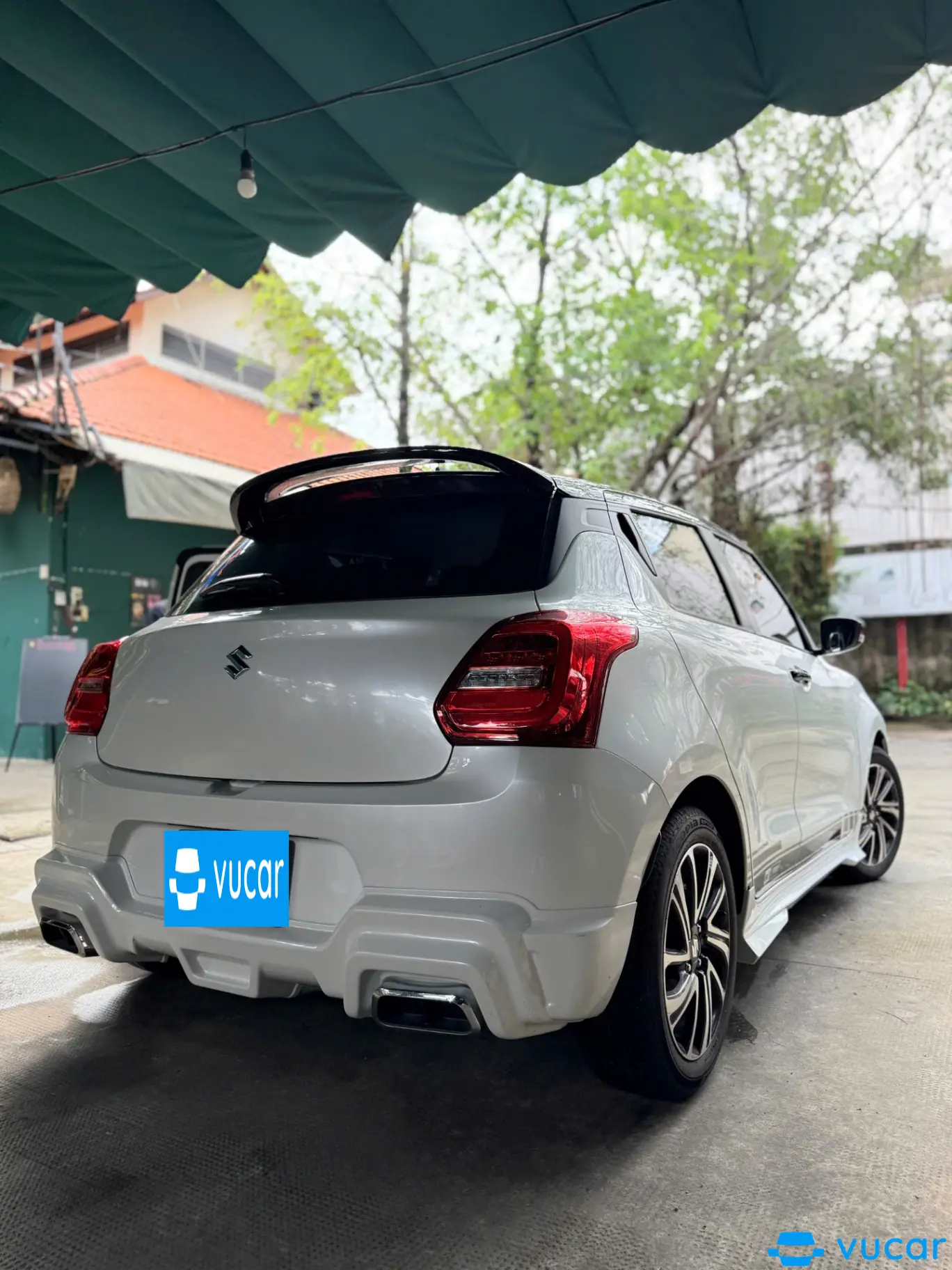 Suzuki Swift GLX 1.2 AT 2022 - Ngoại thất 10