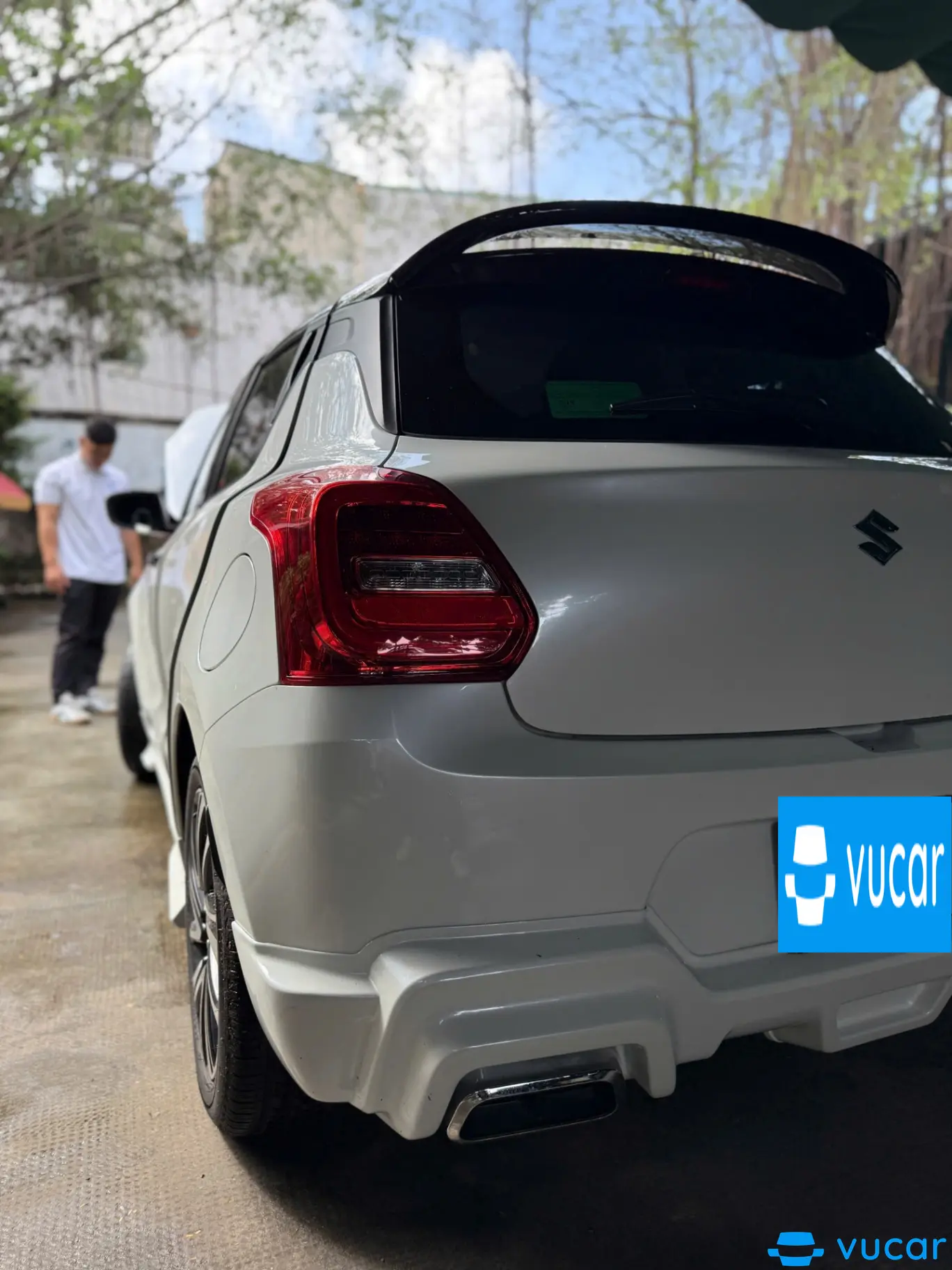 Suzuki Swift GLX 1.2 AT 2022 - Ngoại thất 13