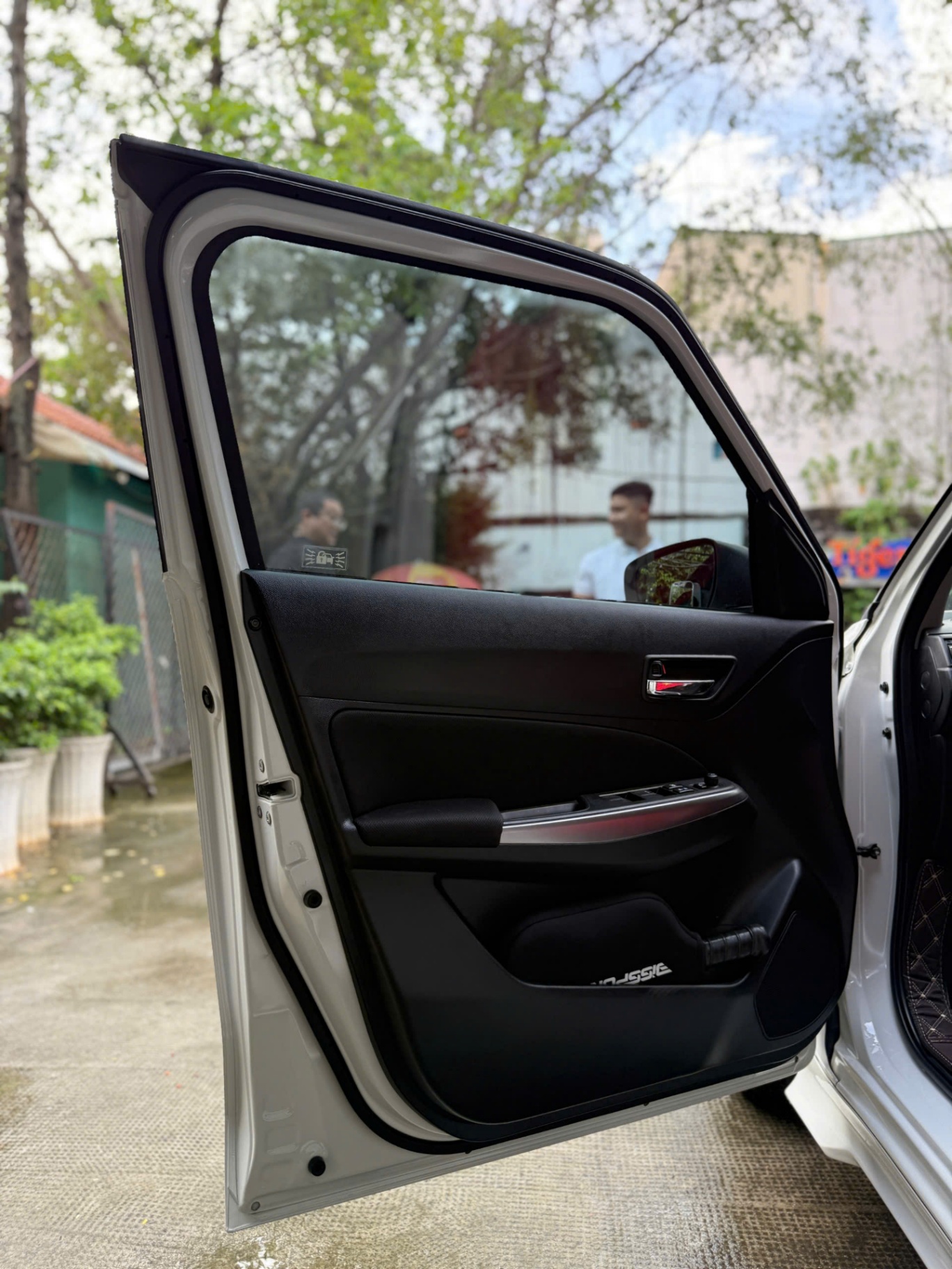 Suzuki Swift GLX 1.2 AT 2022 - Nội thất 7