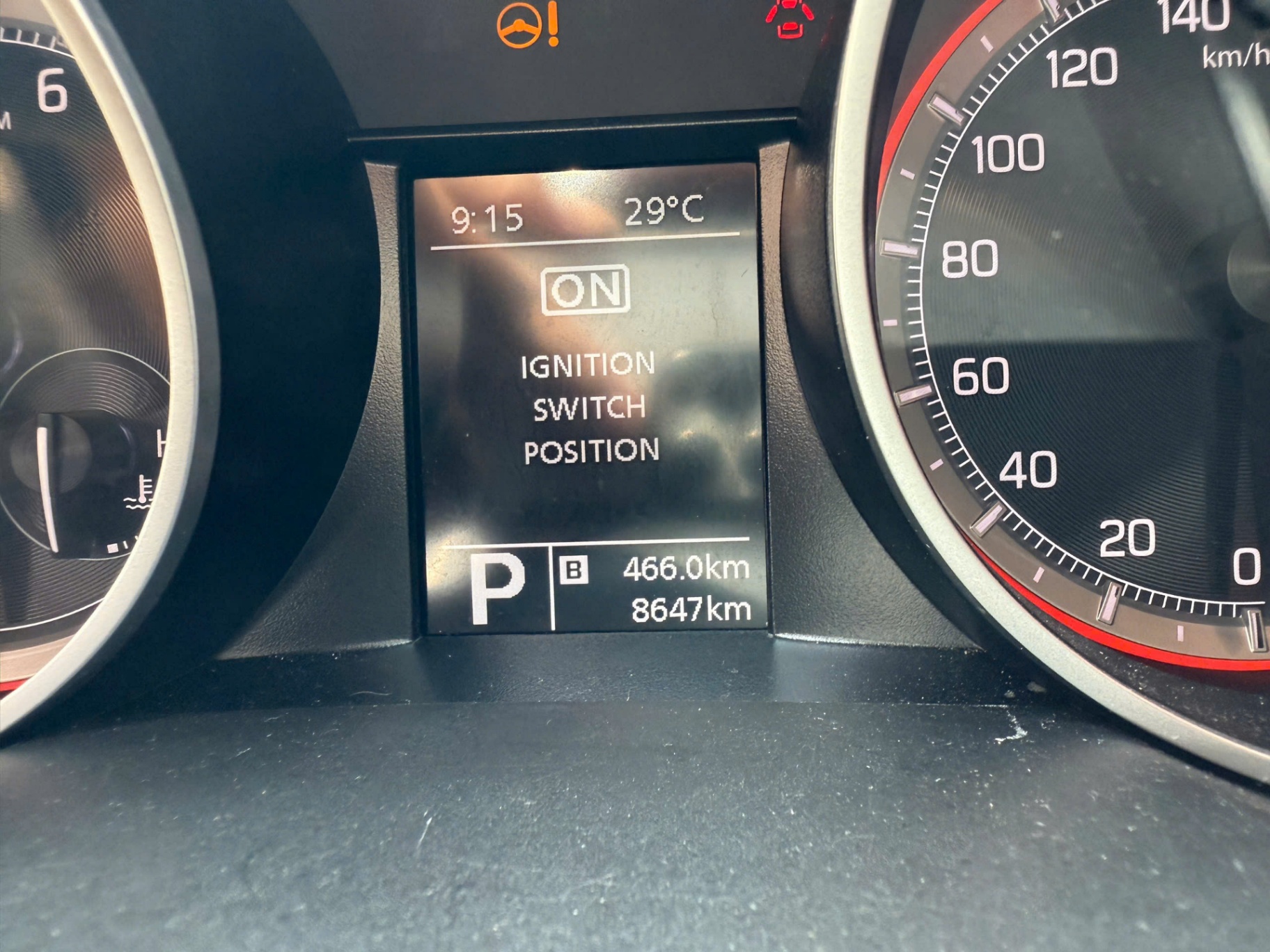 Suzuki Swift GLX 1.2 AT 2022 - Nội thất 12
