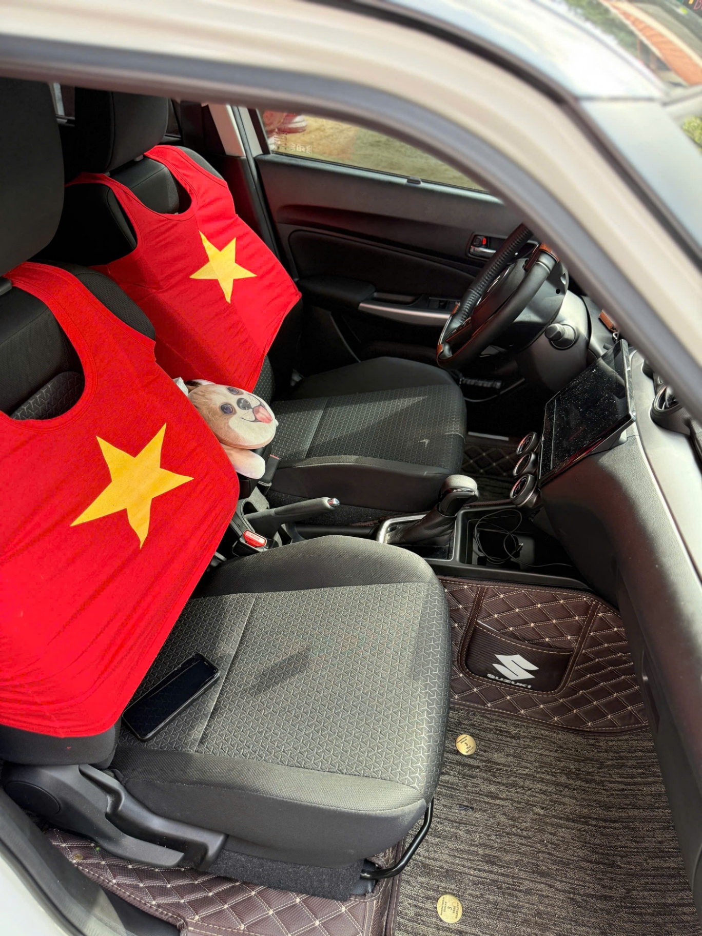 Suzuki Swift GLX 1.2 AT 2022 - Nội thất 18
