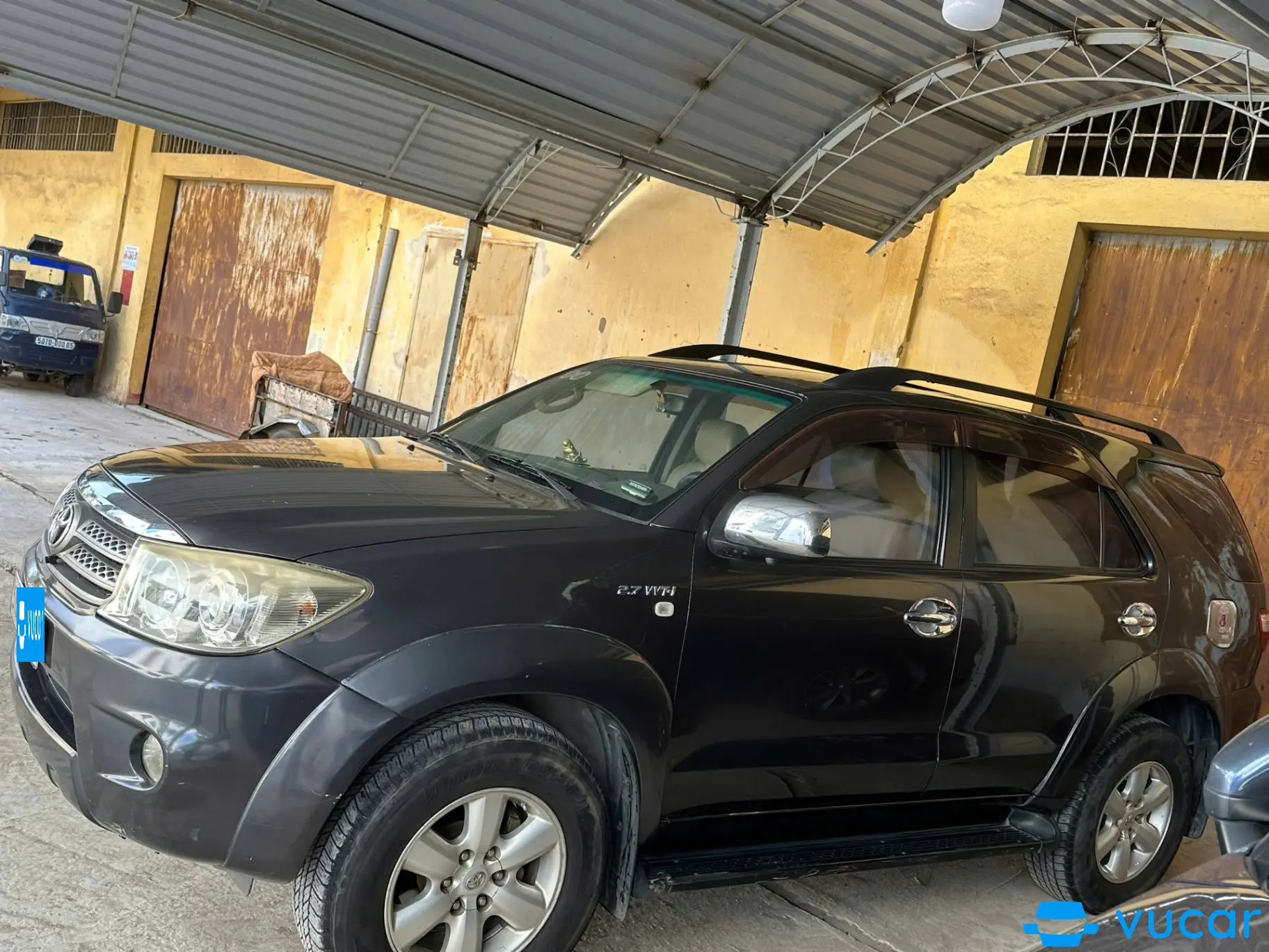 Toyota Fortuner 2.7V 4x4 AT 2009 - Ngoại thất 4