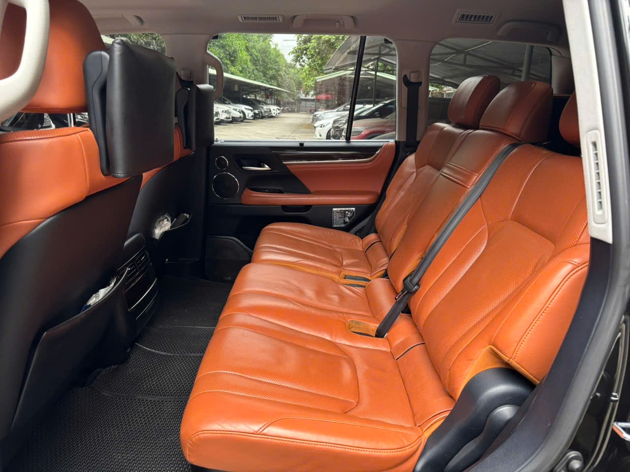 Lexus Lx 570 2016 - Nội thất 2